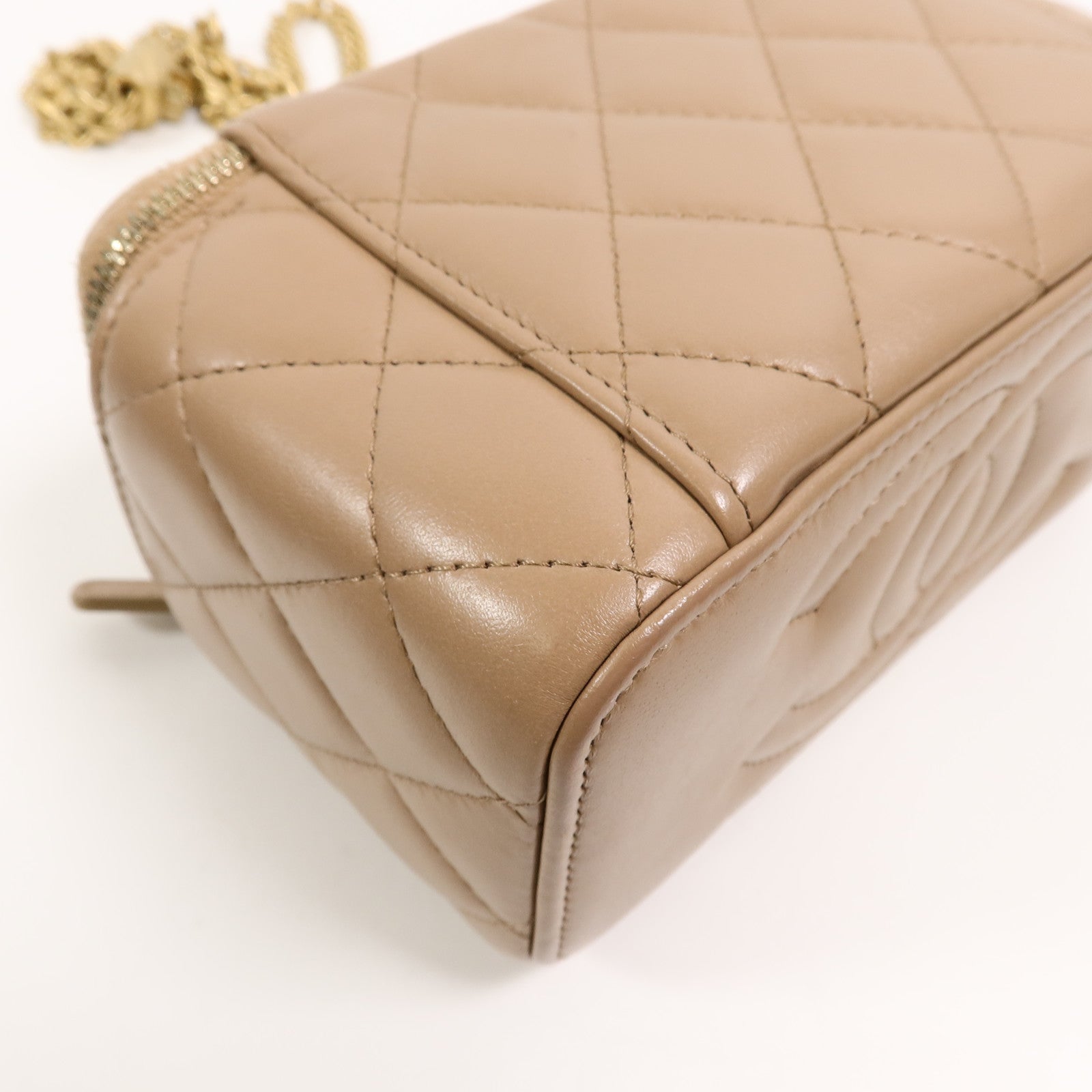 CHANEL 羊皮皮革Vanity Case鏈帶肩背袋