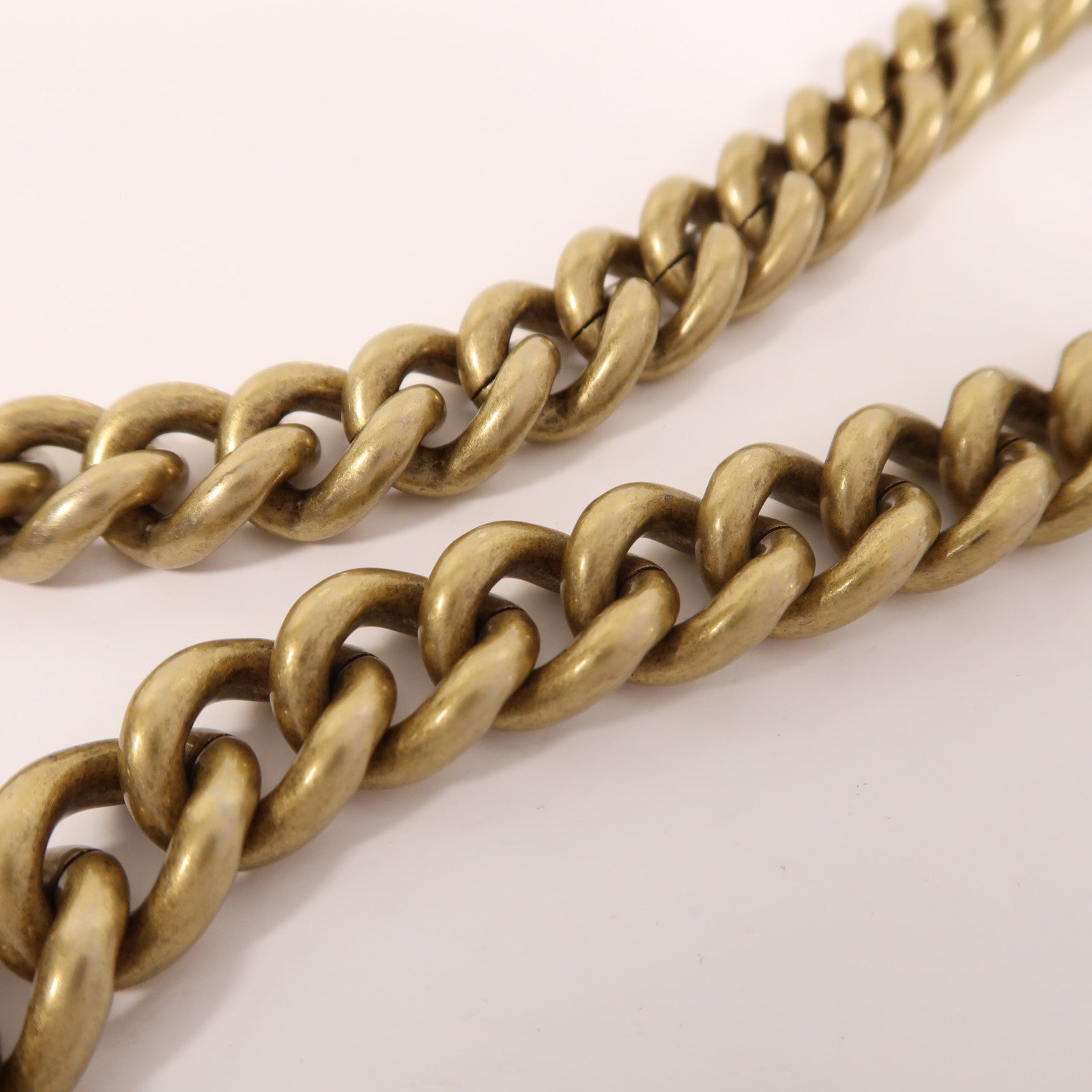 CHANEL 羊皮皮革Boy 20金扣鏈帶肩背袋