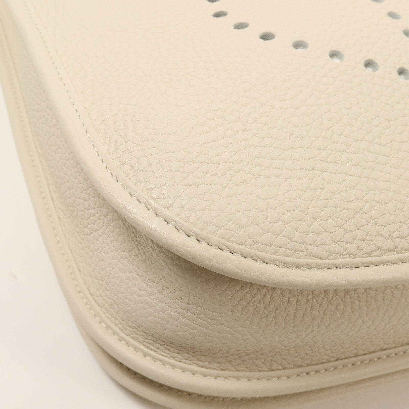 HERMES Clemence皮革Evelyne PM 肩背袋Craie