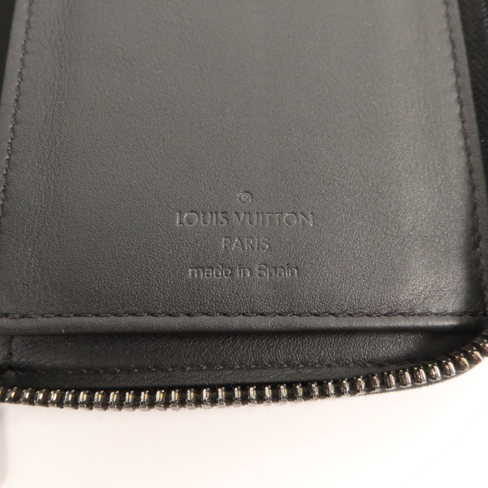 LOUIS VUITTON Monogram Shadow Zippy Wallet Vertical長錢包