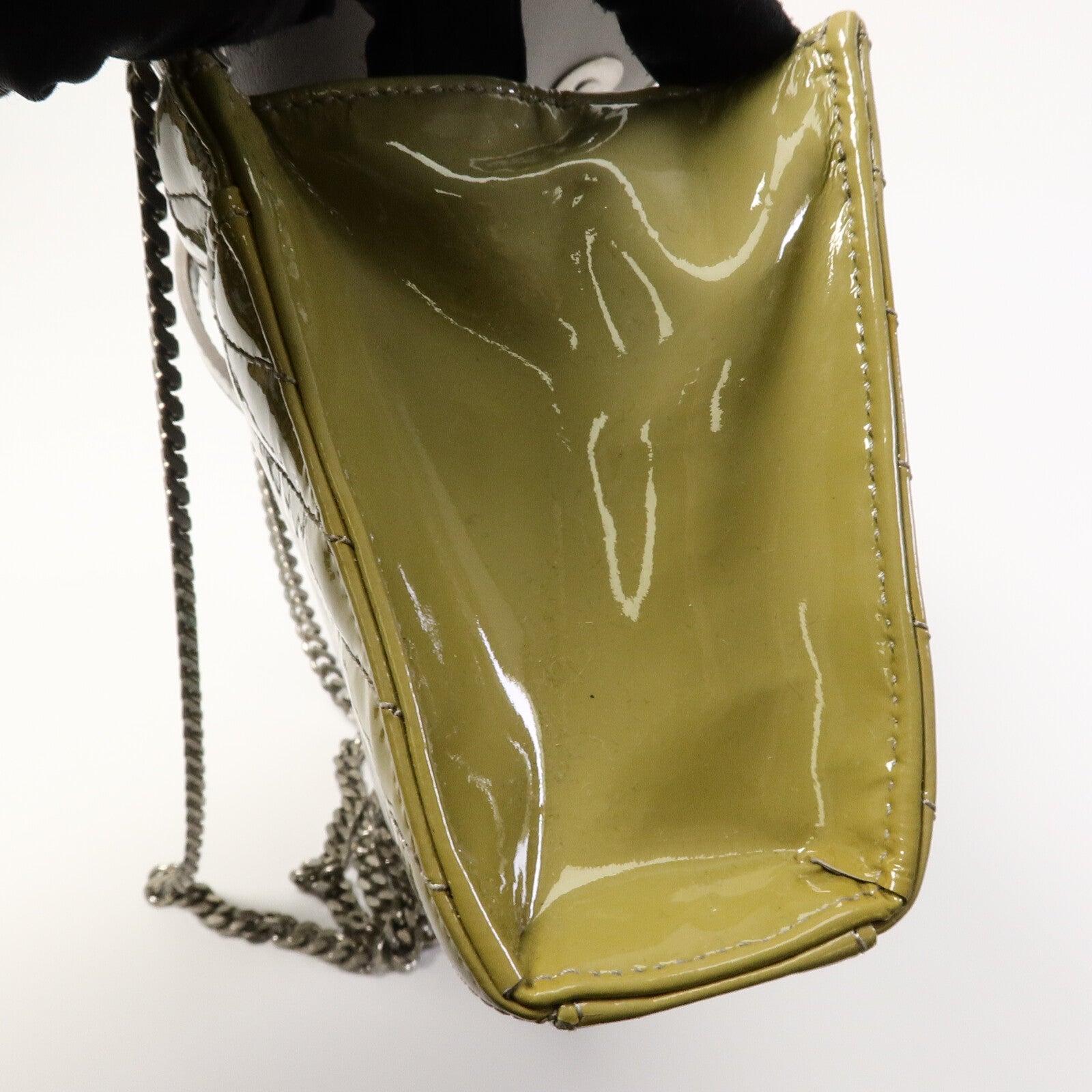YVES SAINT LAURENT 漆皮皮革Shoulder Bag鏈帶肩背袋