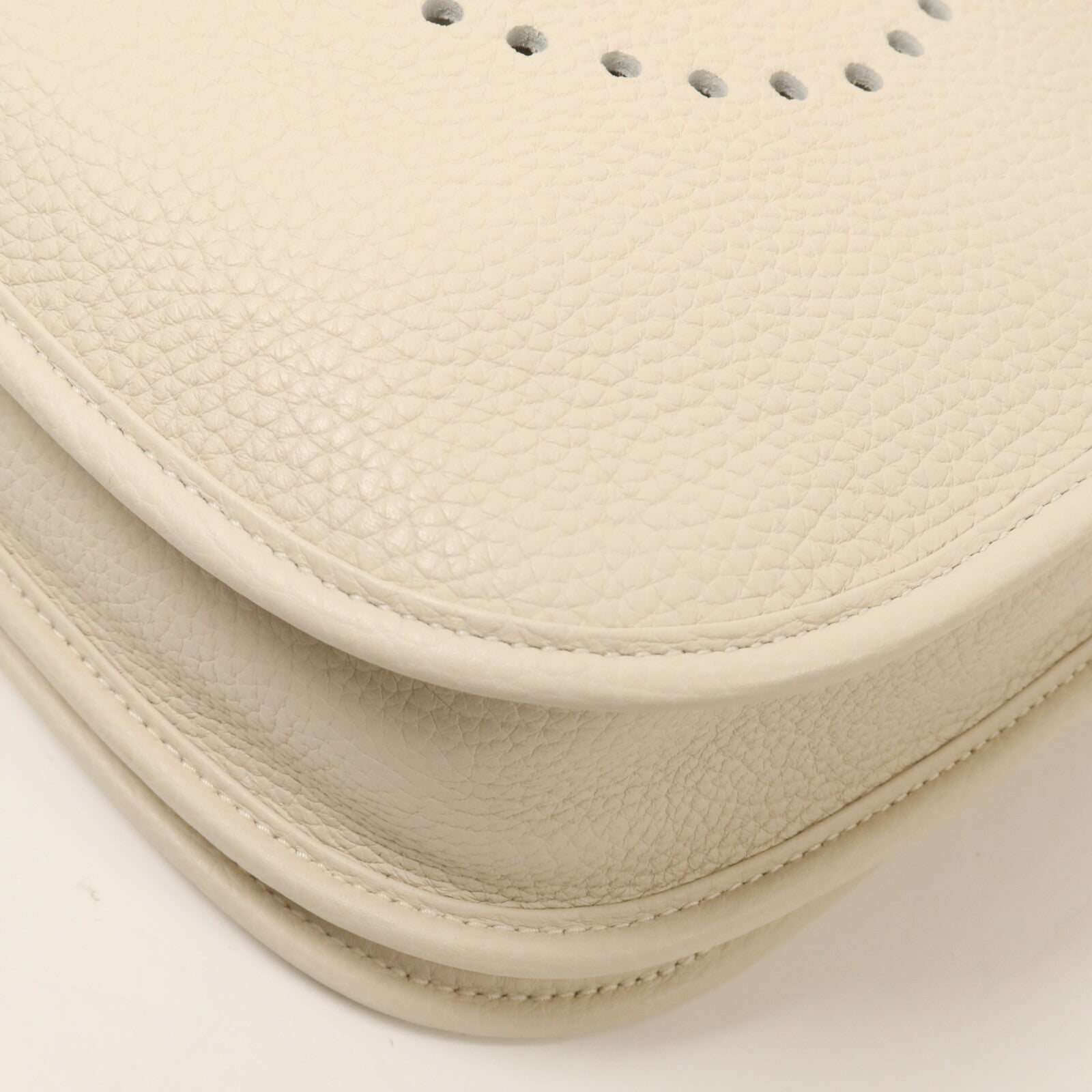 HERMES Clemence皮革Evelyne PM 肩背袋Craie