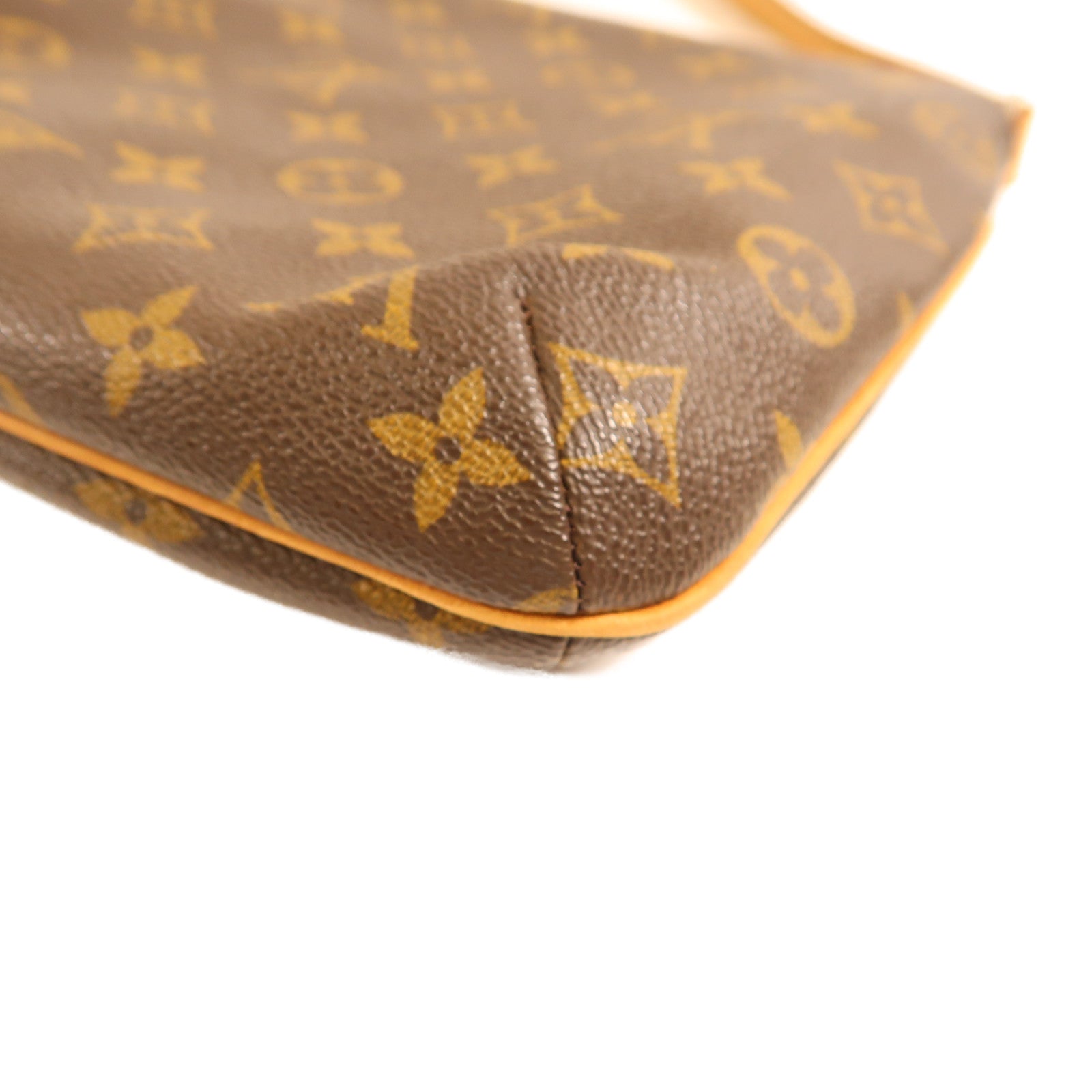 LOUIS VUITTON Monogram Musette Tango Long Shoulder金扣肩背袋棕色