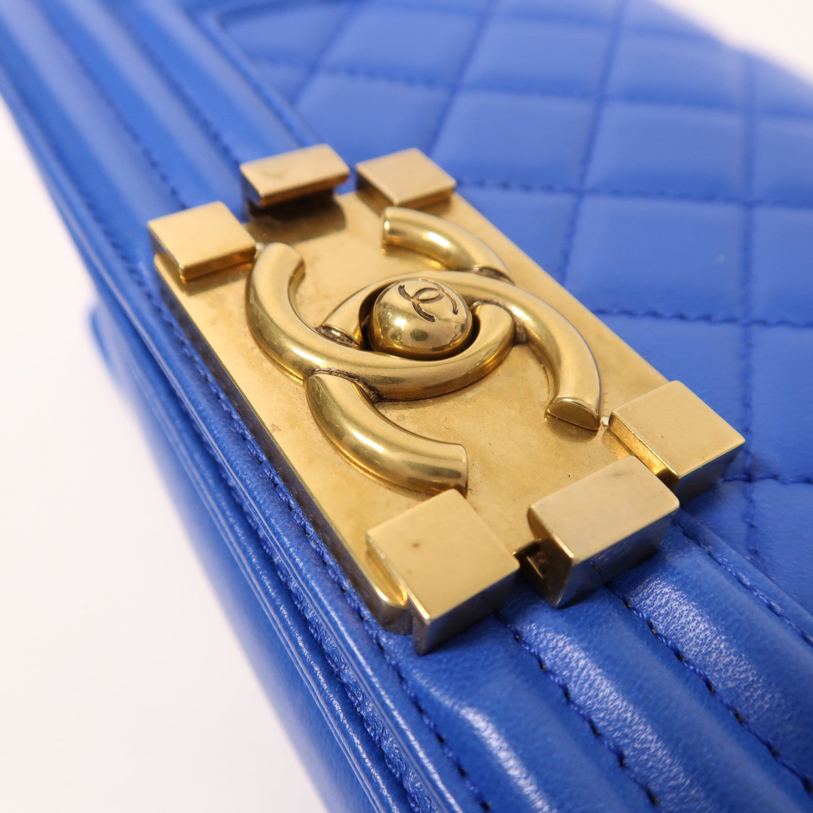 CHANEL 羊皮皮革Boy 20金扣鏈帶肩背袋