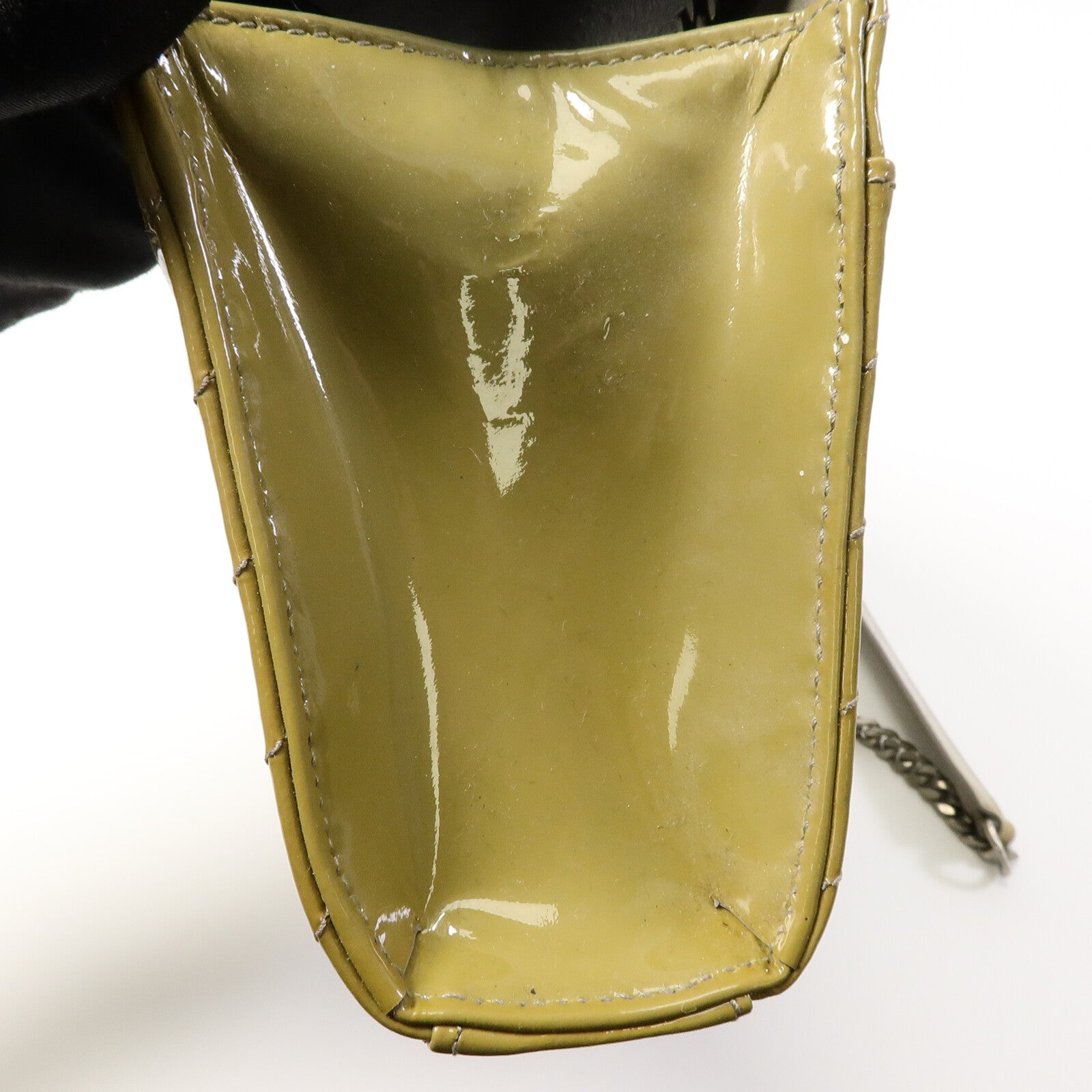 YVES SAINT LAURENT 漆皮皮革Shoulder Bag鏈帶肩背袋