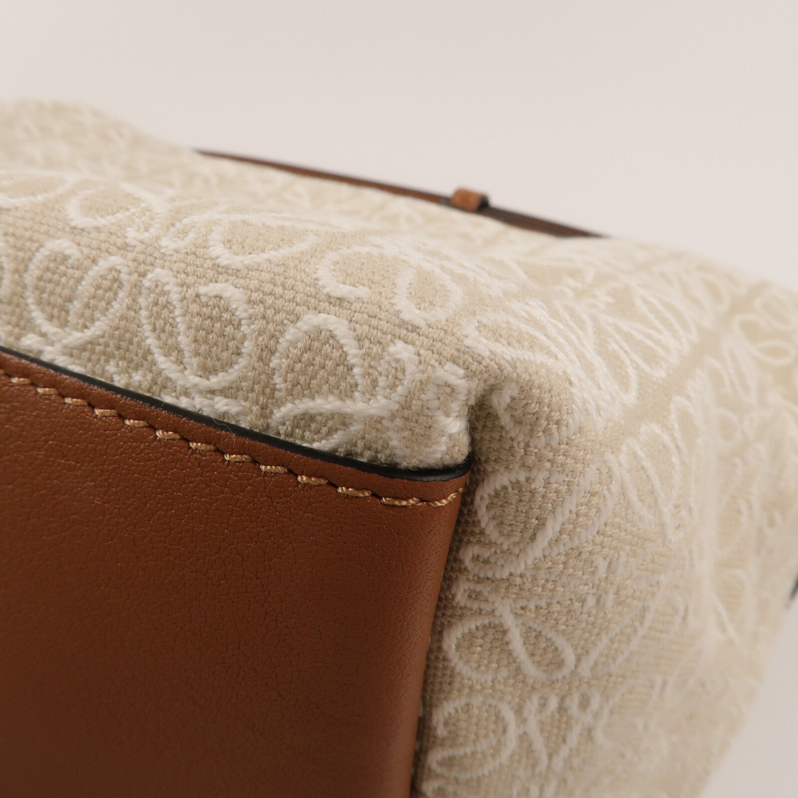 LOEWE 帆布Small Cubi手挽袋
