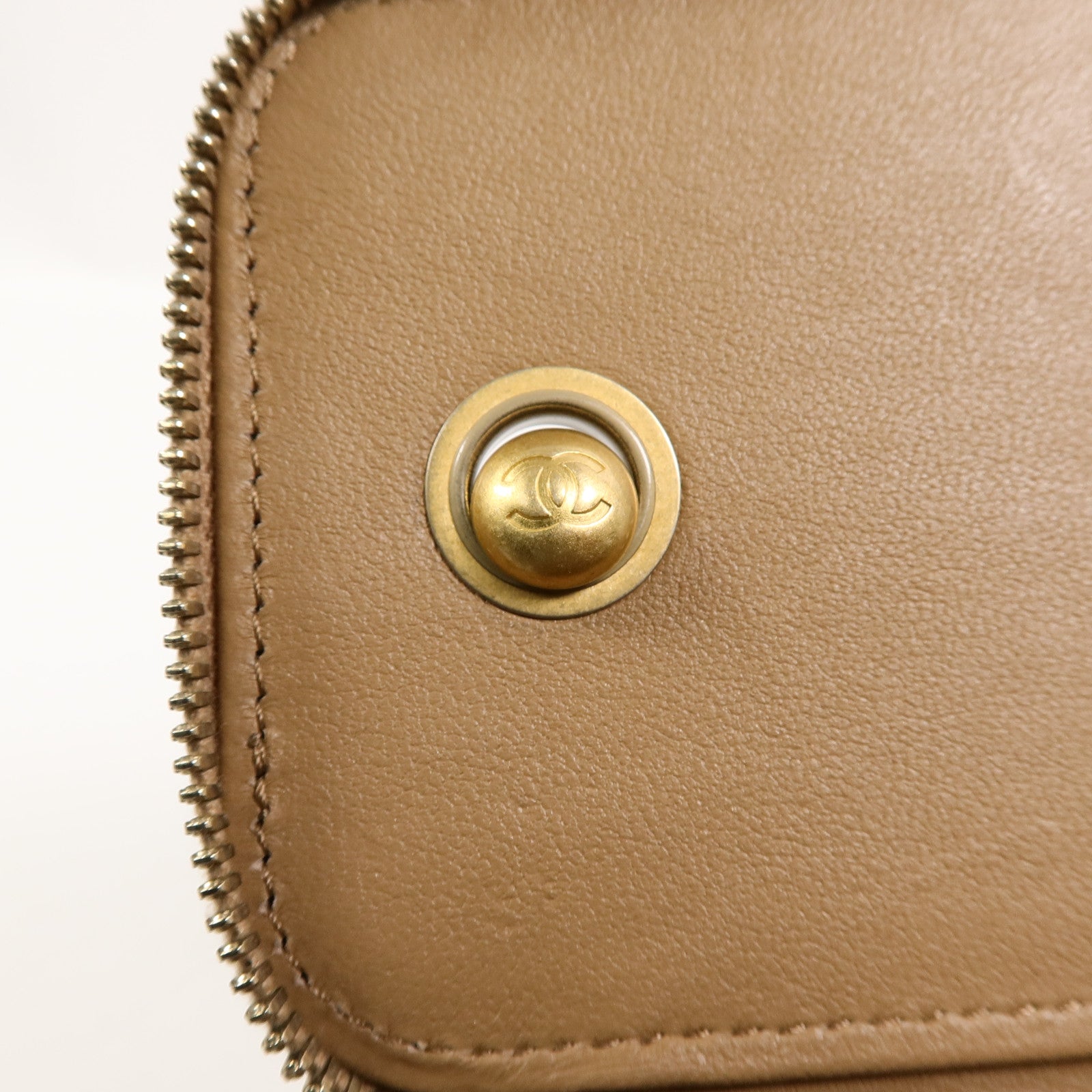 CHANEL 羊皮皮革Vanity Case鏈帶肩背袋