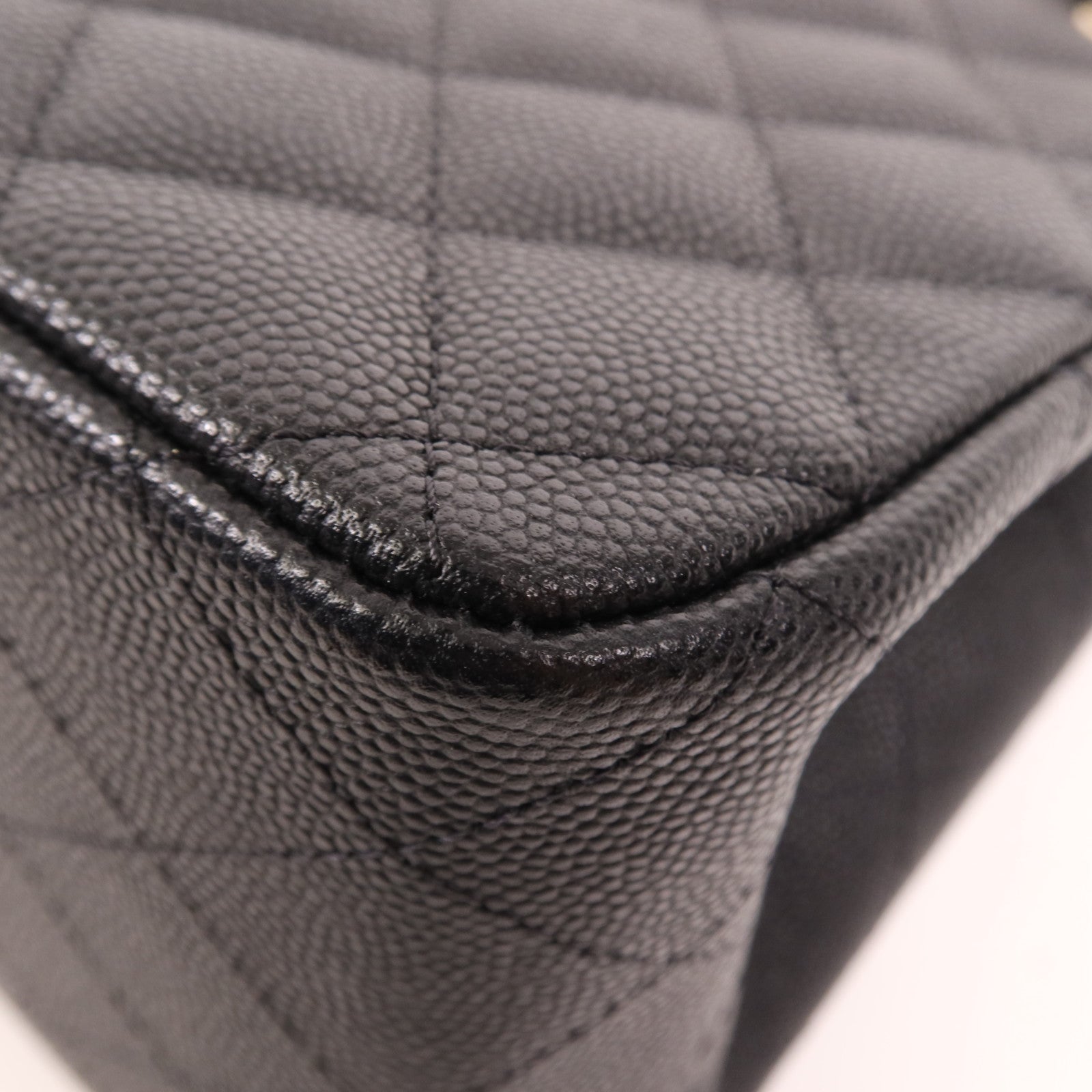 CHANEL 牛皮皮革Seasonal Mini Tote金扣鏈帶肩背袋