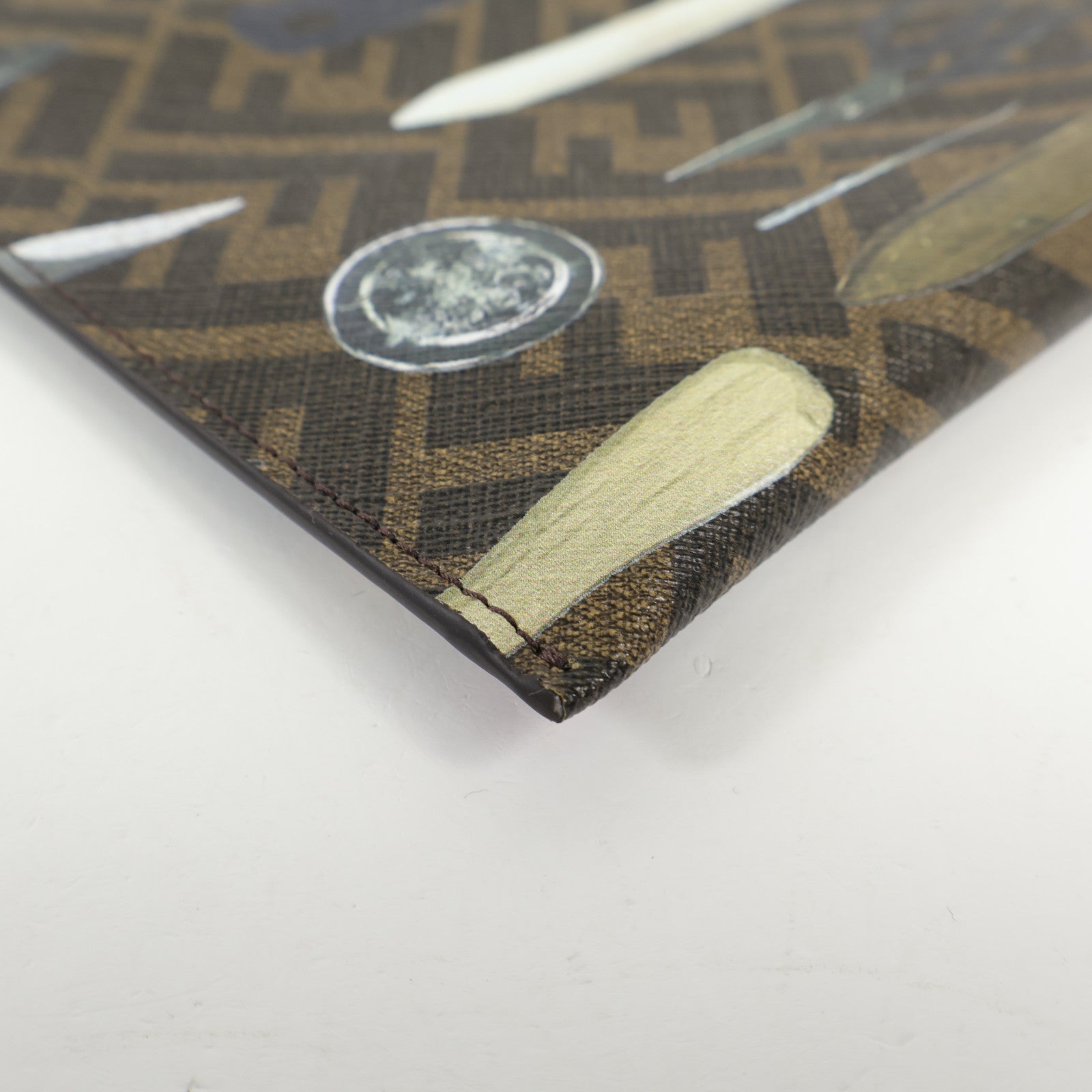 FENDI 牛皮皮革Pouch銀扣手拿包