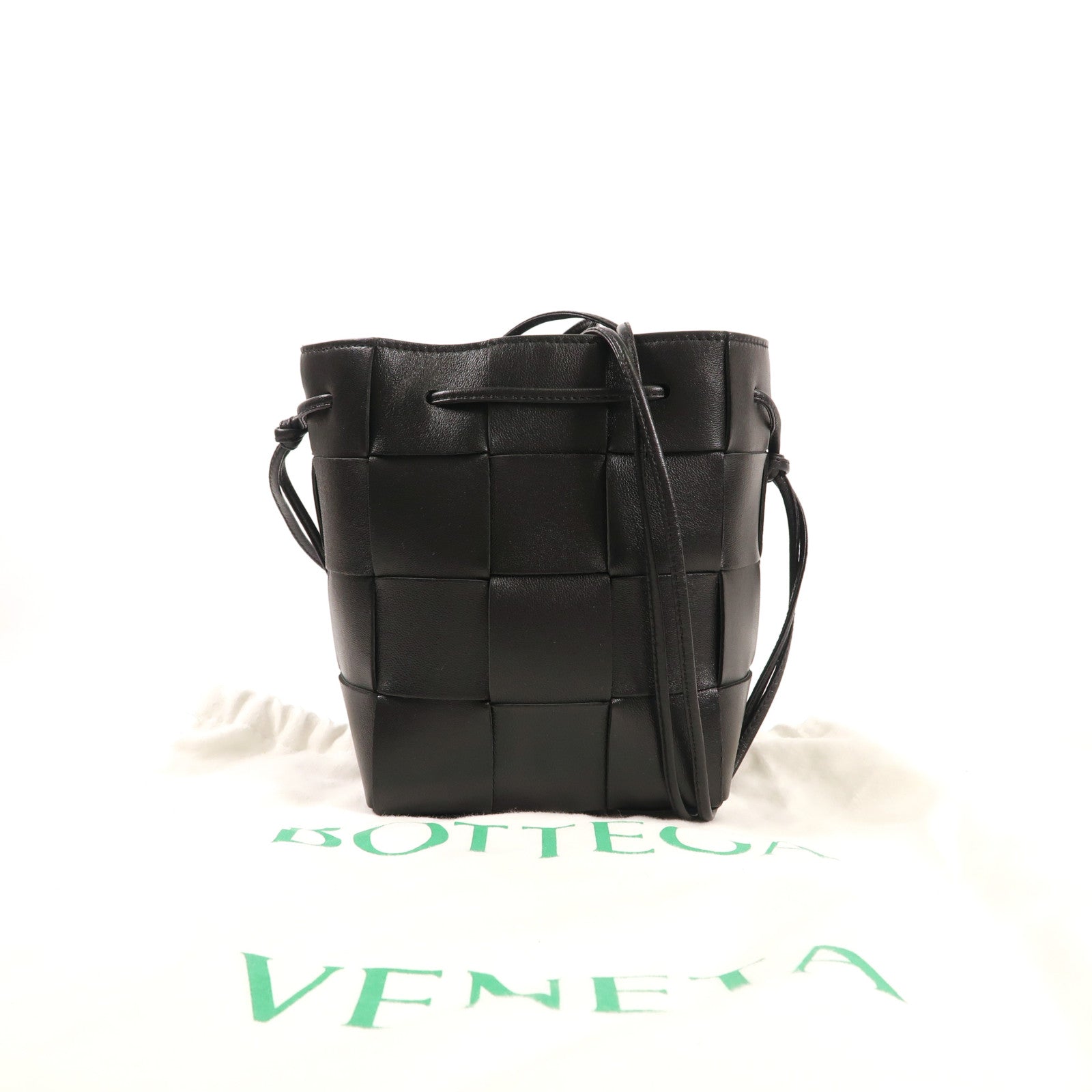 BOTTEGA VENETA 【激減優惠】牛皮皮革Cassette Small Bucket肩背袋