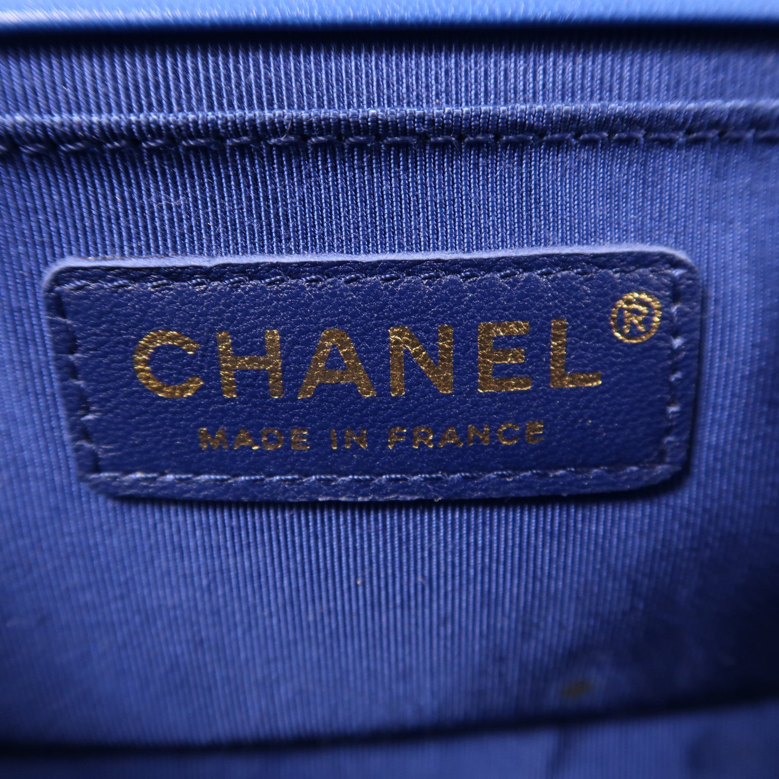 CHANEL 羊皮皮革Boy 20金扣鏈帶肩背袋