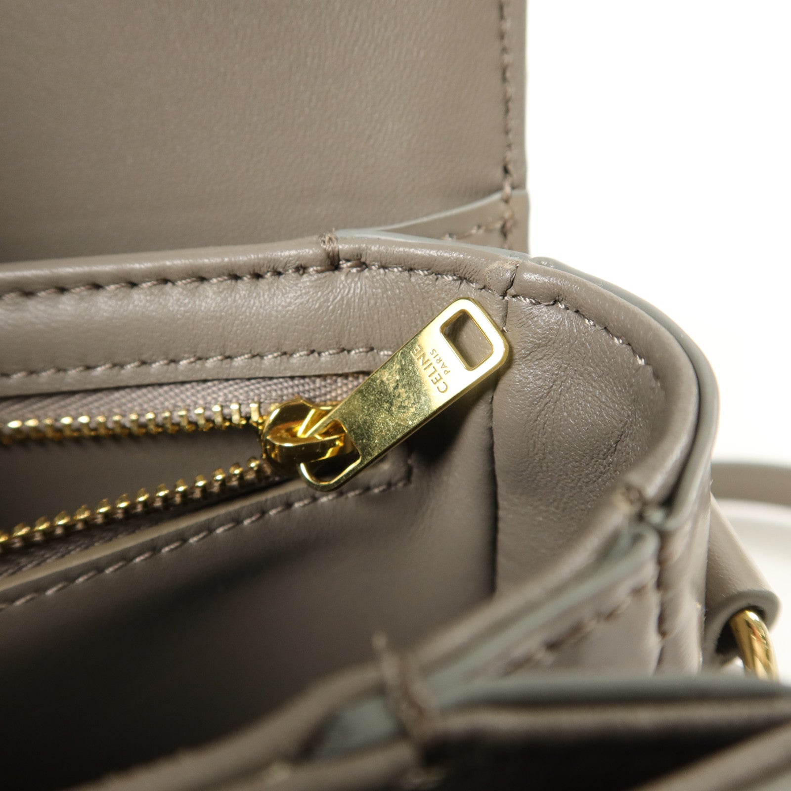CELINE 牛皮皮革Teen Triomphe肩背袋