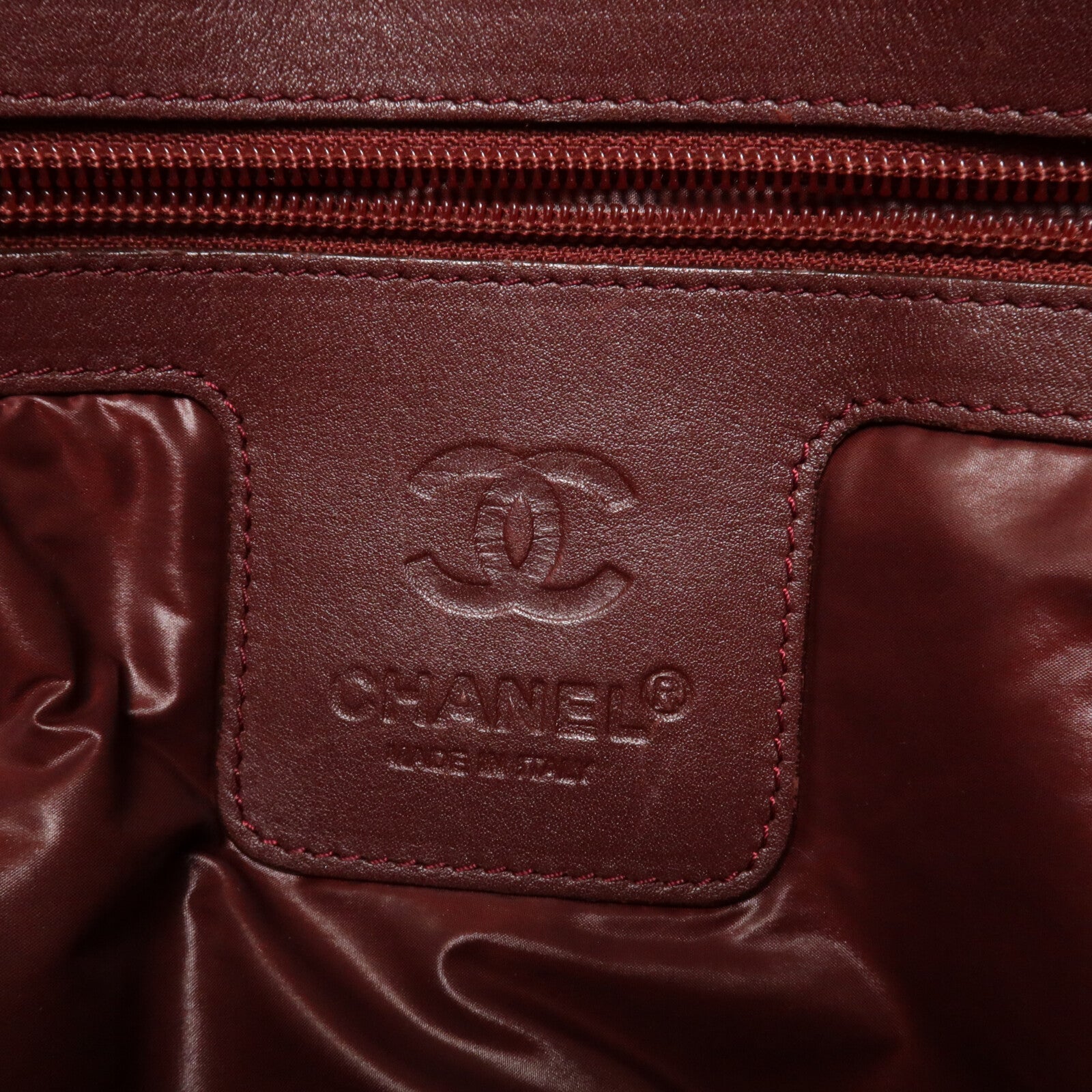 CHANEL 尼龍Coco Cocoon Messenger肩背袋