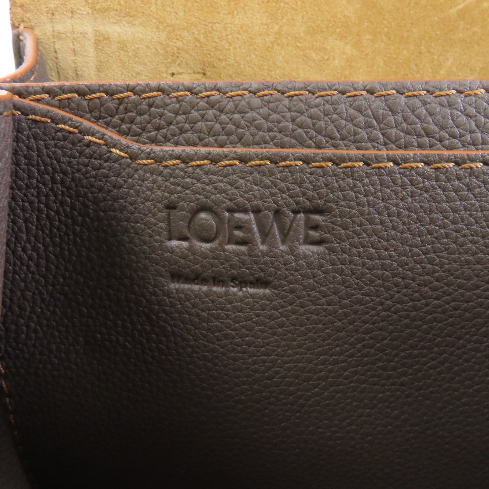 LOEWE 牛皮皮革Barcelona金扣肩背袋灰色