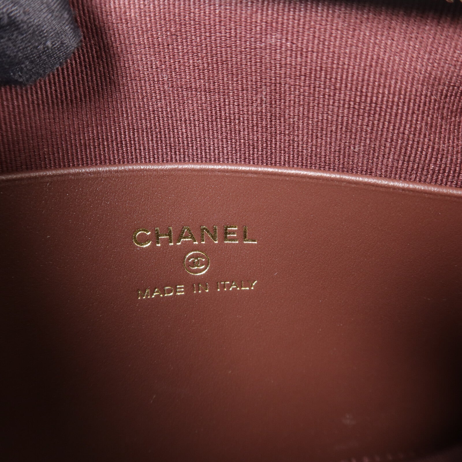 CHANEL 牛皮皮革Clutch With Chain鏈帶肩背袋