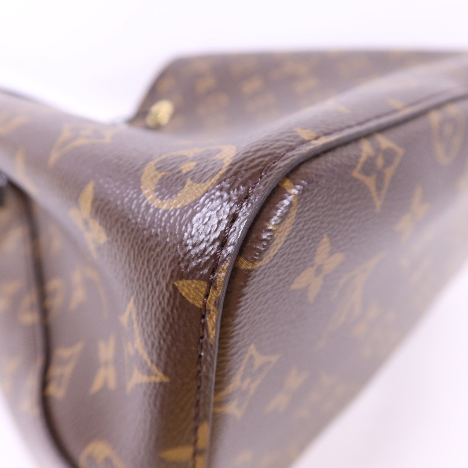 LOUIS VUITTON Monogram Neo Noe MM金扣肩背袋