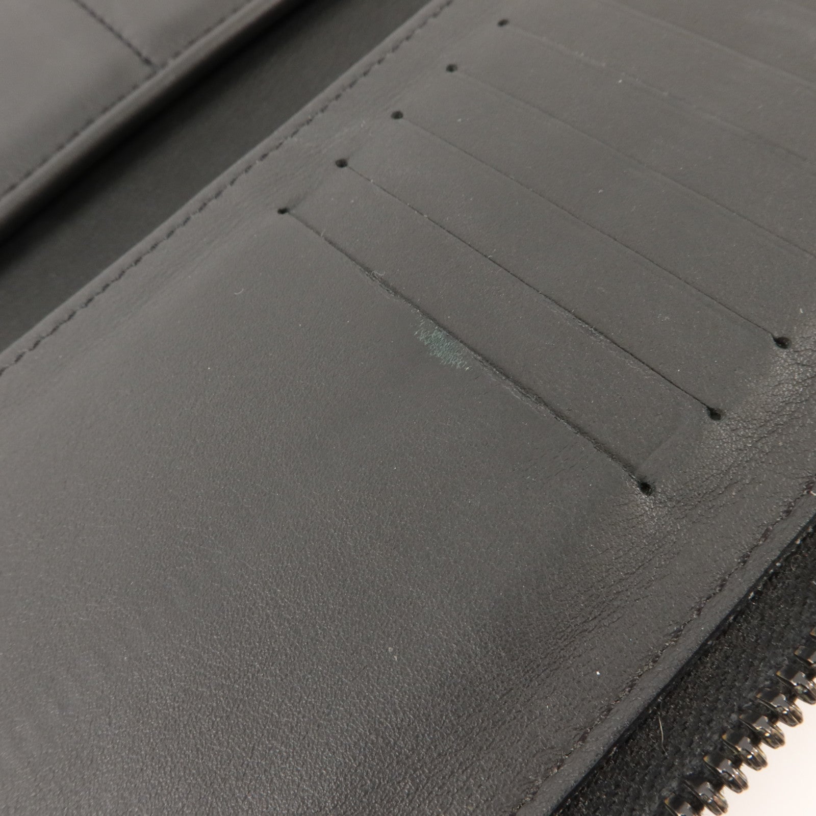 LOUIS VUITTON Monogram Shadow Zippy Wallet Vertical長錢包