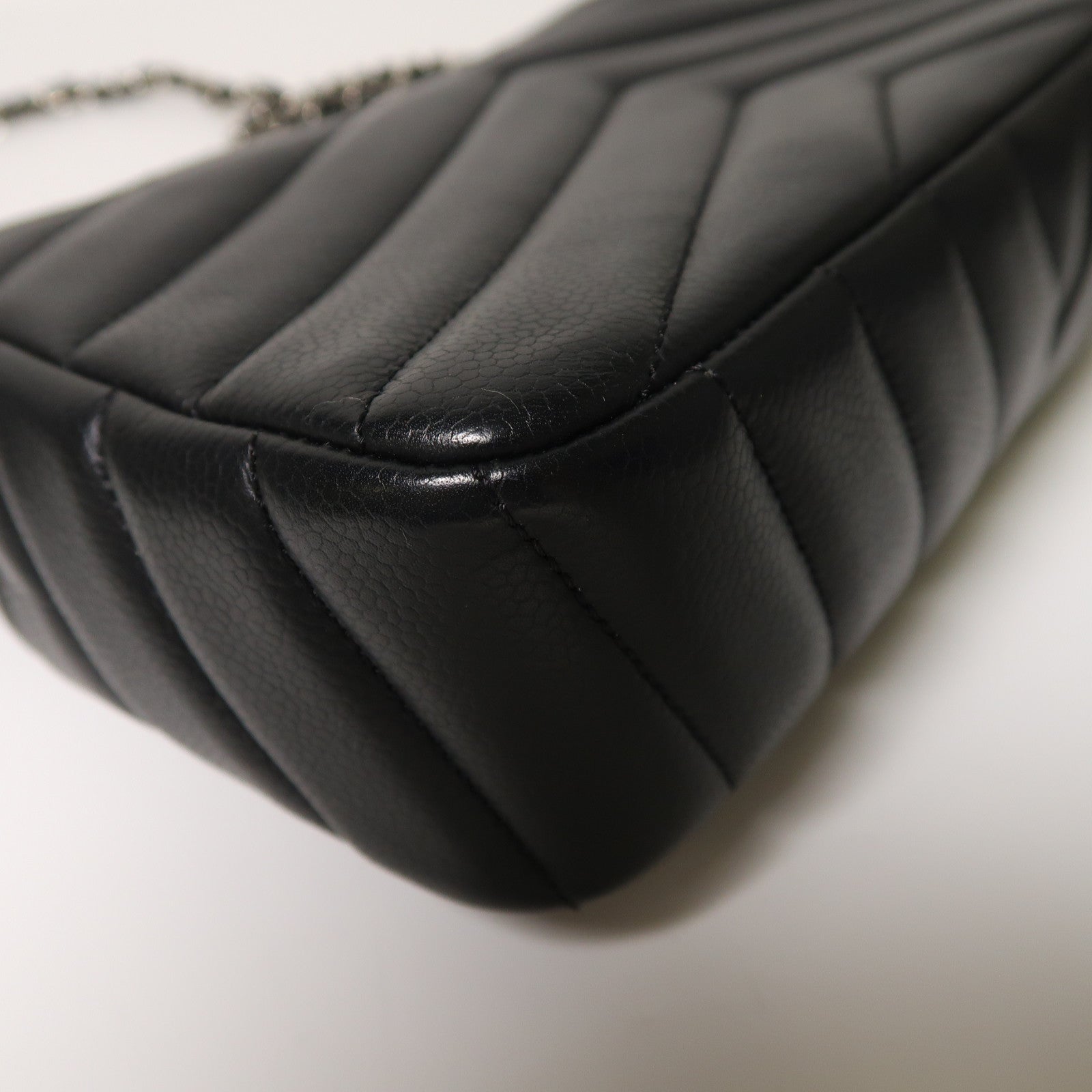CHANEL 牛皮皮革Shoulder Bag銀扣鏈帶肩背袋黑色