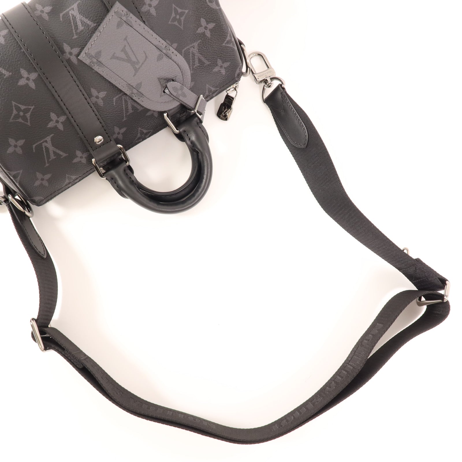 LOUIS VUITTON Monogram Eclipse Keepall Bandouliere 25銀扣手挽肩背兩用袋