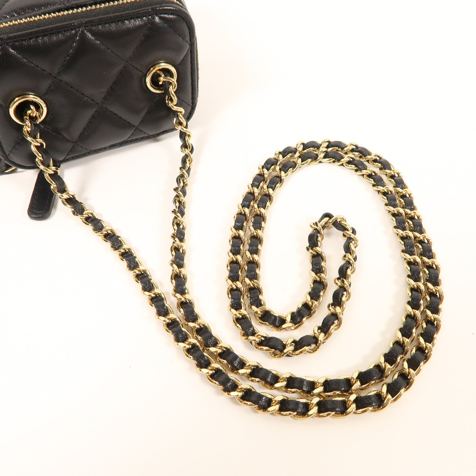 CHANEL 羊皮皮革Vanity Bag金扣鏈帶肩背袋