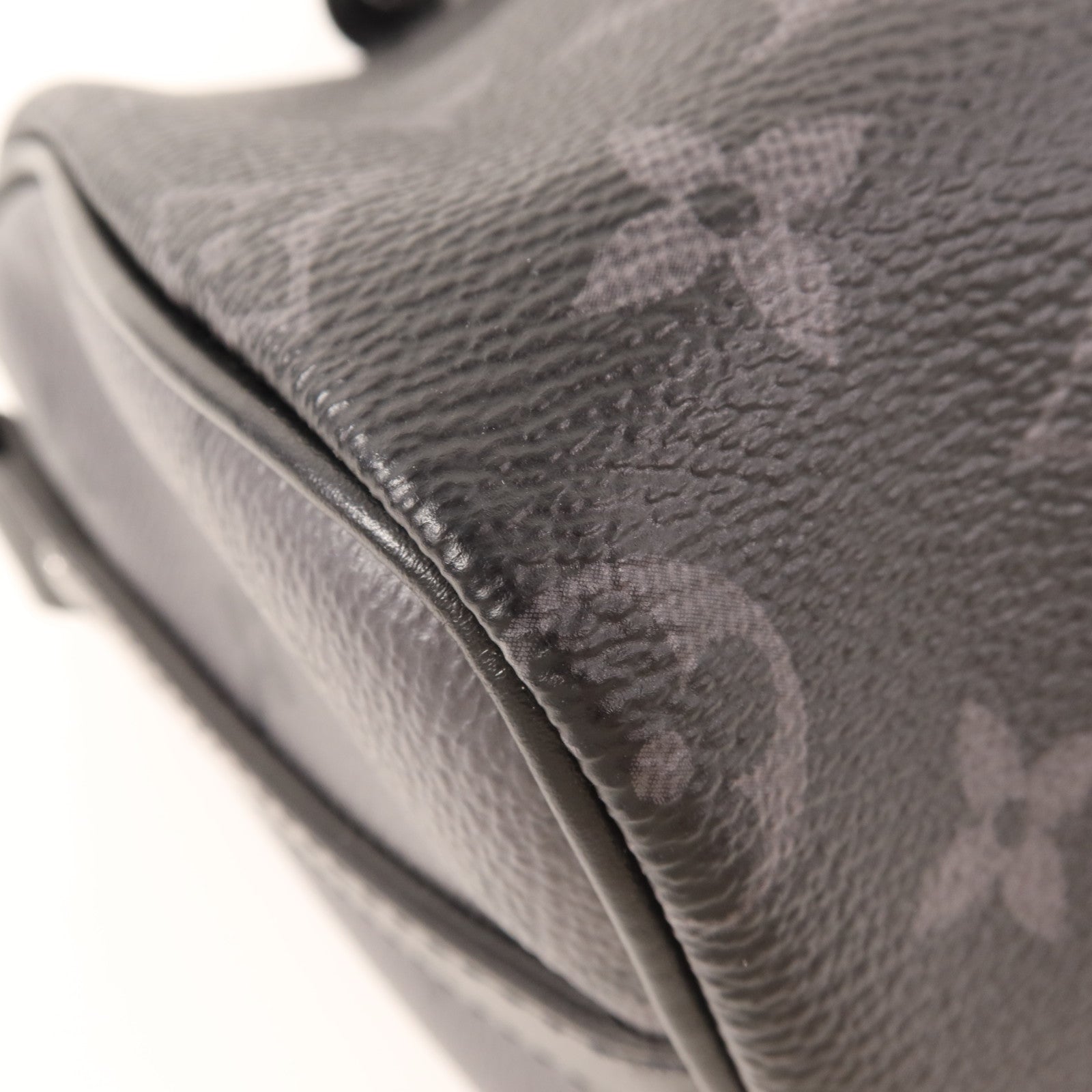 LOUIS VUITTON Monogram Eclipse Keepall Bandouliere 25銀扣手挽肩背兩用袋