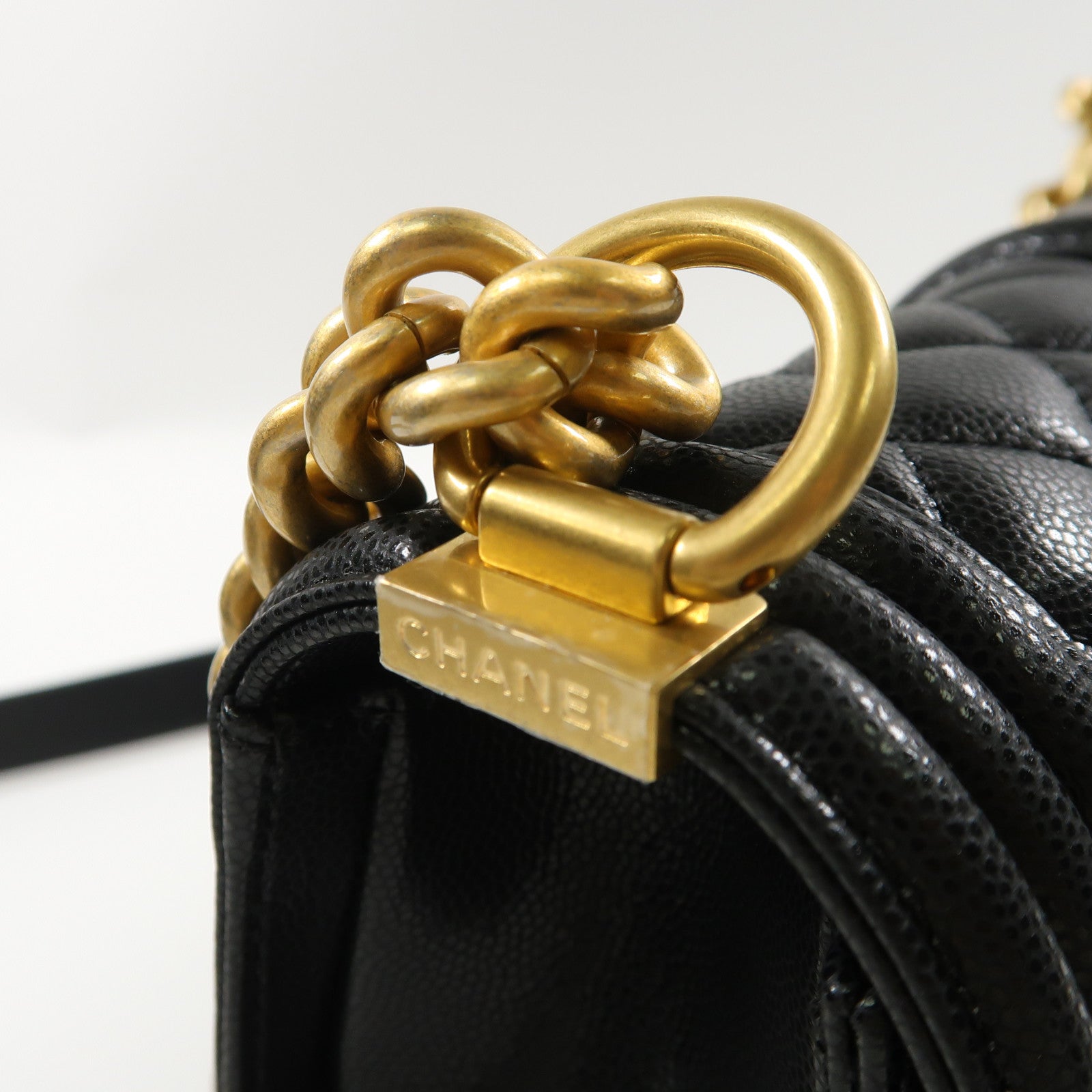 CHANEL 【激減優惠】菱格牛皮皮革Boy 25金扣鏈帶肩背袋黑色