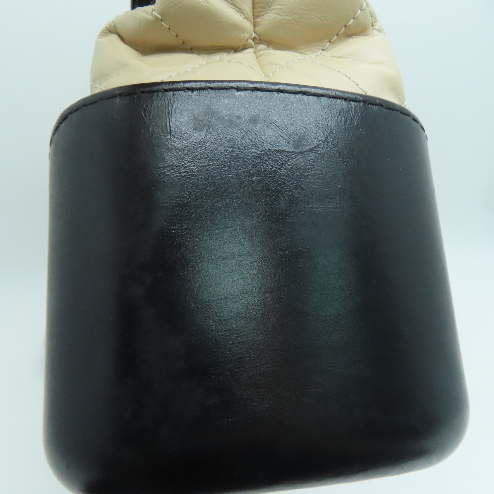 CHANEL 【激減優惠】牛皮皮革Cabrielle Shoulder Bag銀扣肩背袋米色黑色