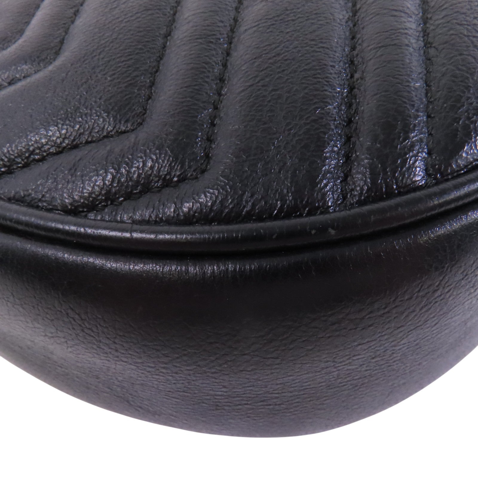 GUCCI 【激減優惠】牛皮皮革GG Marmont金扣鏈帶肩背袋