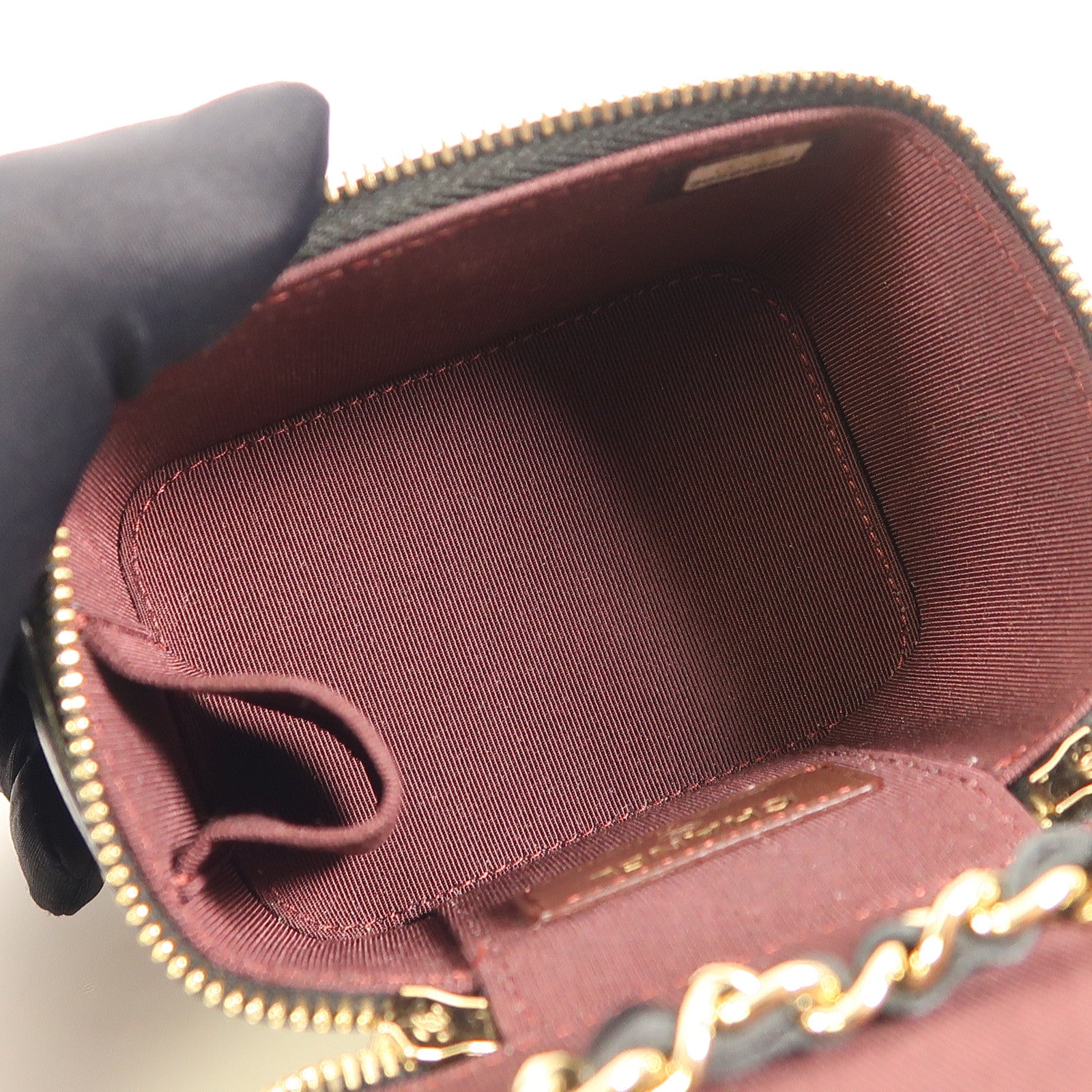 CHANEL 羊皮皮革Vanity Bag金扣鏈帶肩背袋