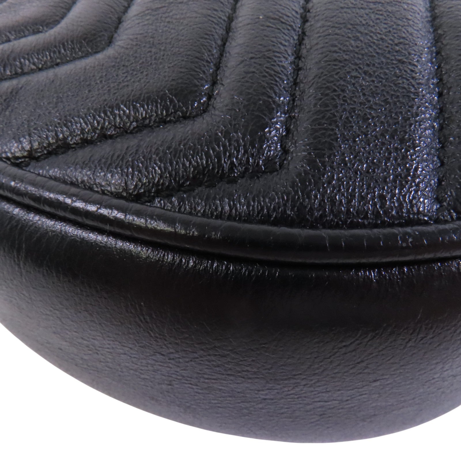 GUCCI 牛皮皮革GG Marmont金扣鏈帶肩背袋