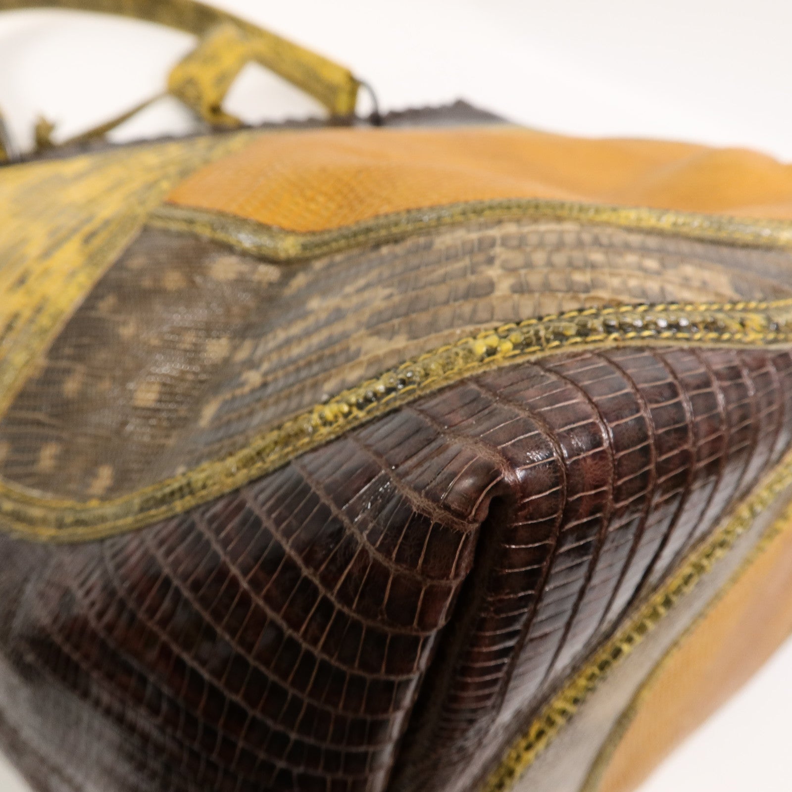 BOTTEGA VENETA 鱷魚/蜥蝪皮革Patchwork Preziso手挽袋