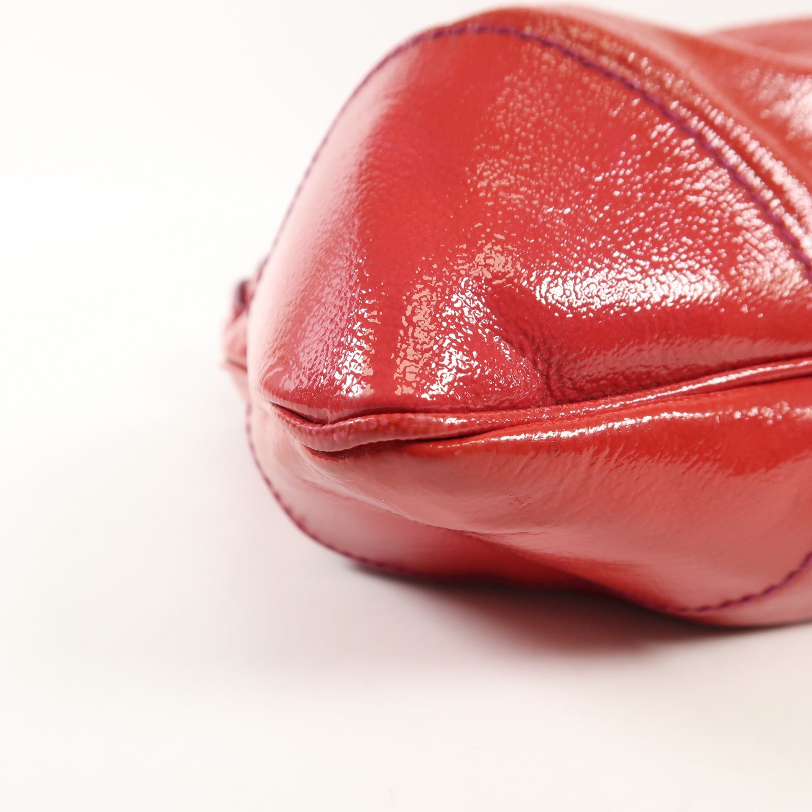 Salvatore Ferragamo 牛皮皮革Shoulder Bag銀扣肩背袋