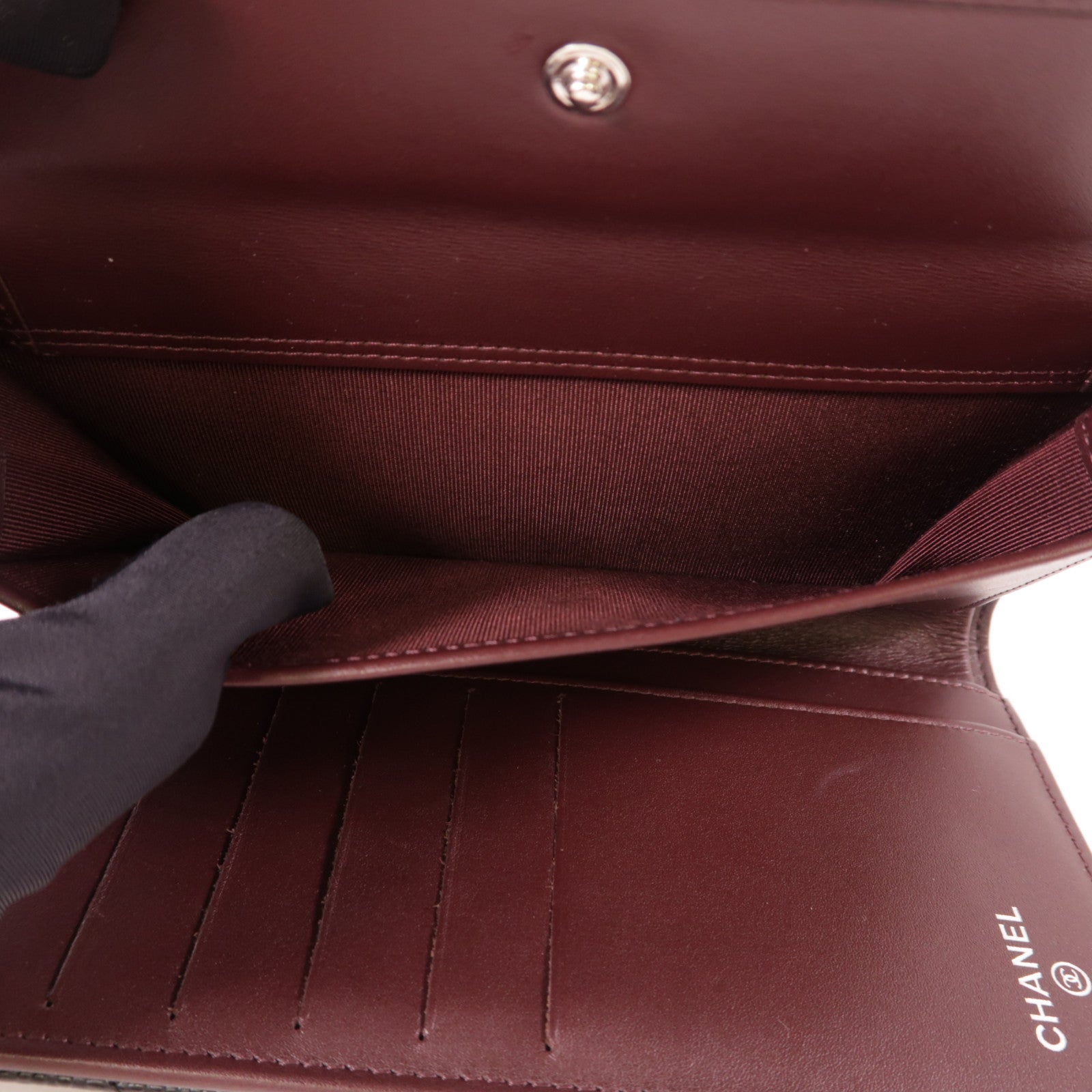 CHANEL 牛皮皮革Long Wallet銀扣長錢包