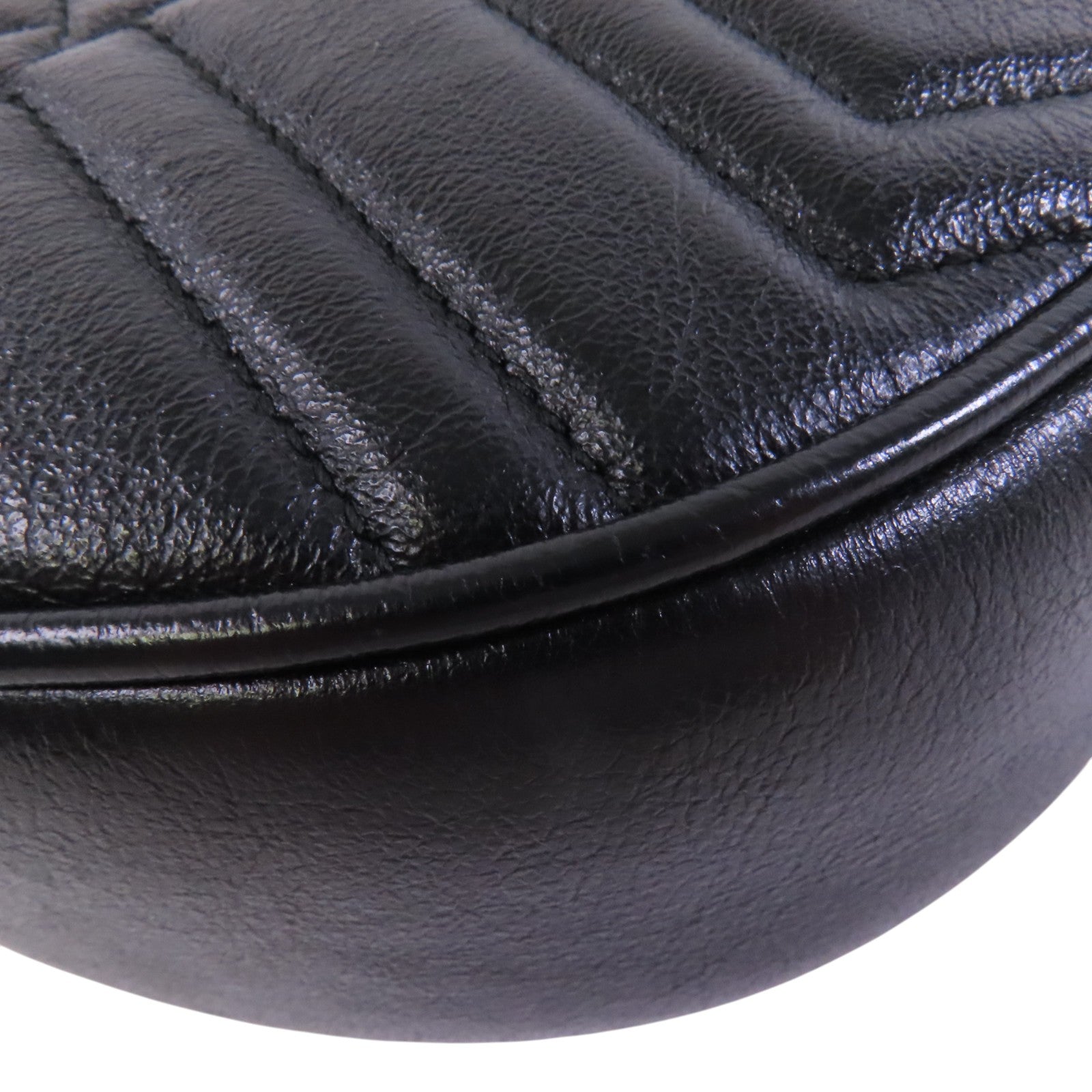 GUCCI 牛皮皮革GG Marmont金扣鏈帶肩背袋