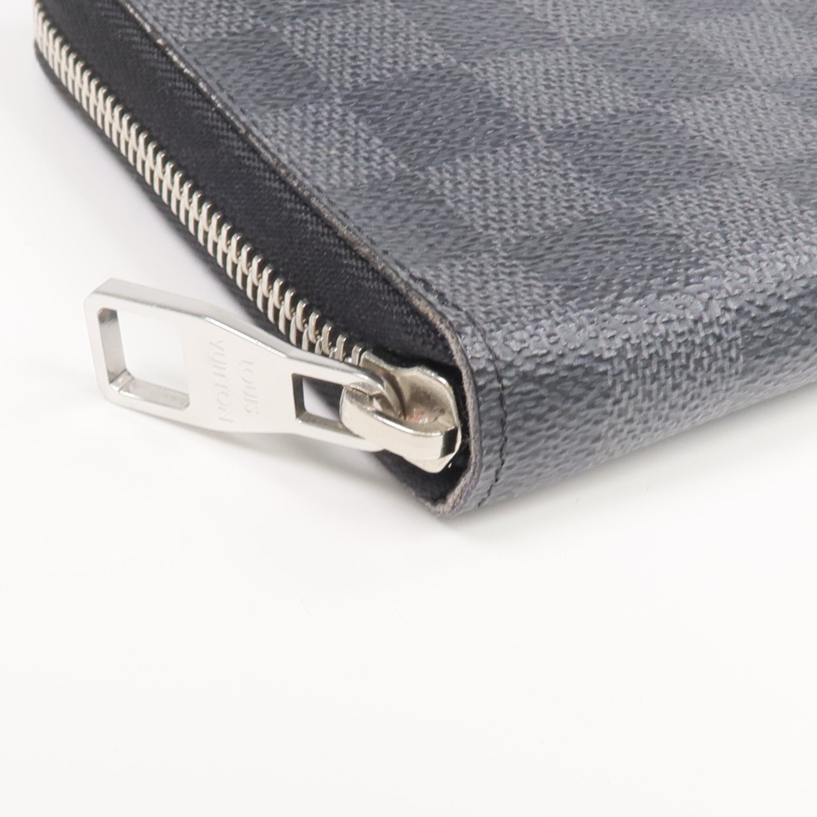 LOUIS VUITTON Damier Graphite Zippy Organizer銀扣長錢包