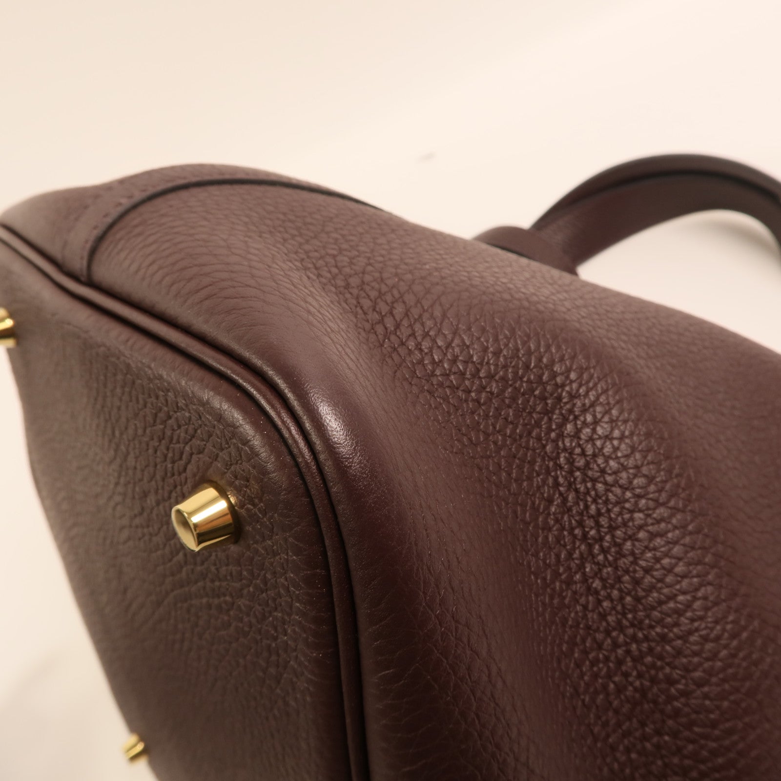 HERMES Clemence皮革Picotin MM金扣手挽袋Rouge Sellier