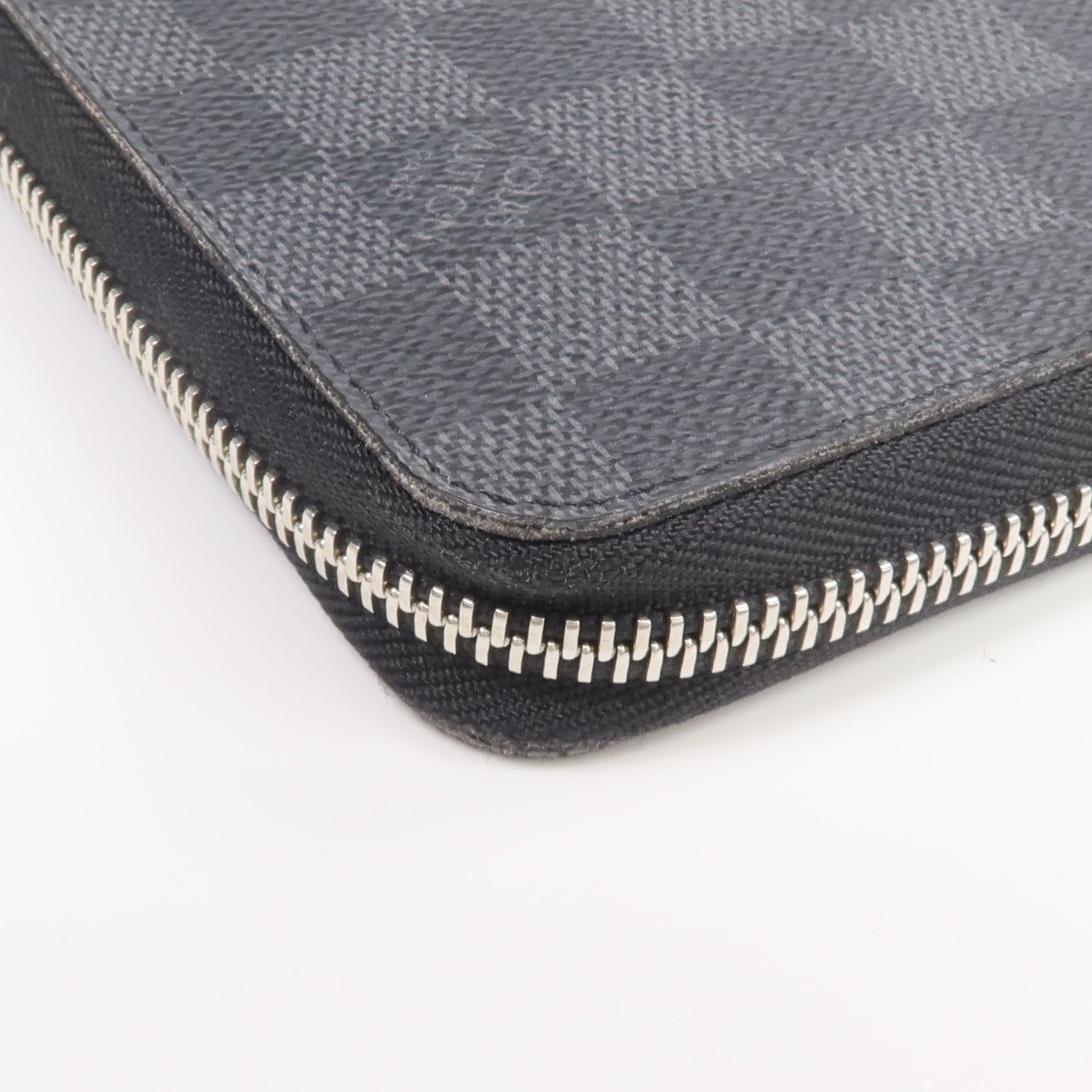 LOUIS VUITTON Damier Graphite Zippy Organizer銀扣長錢包