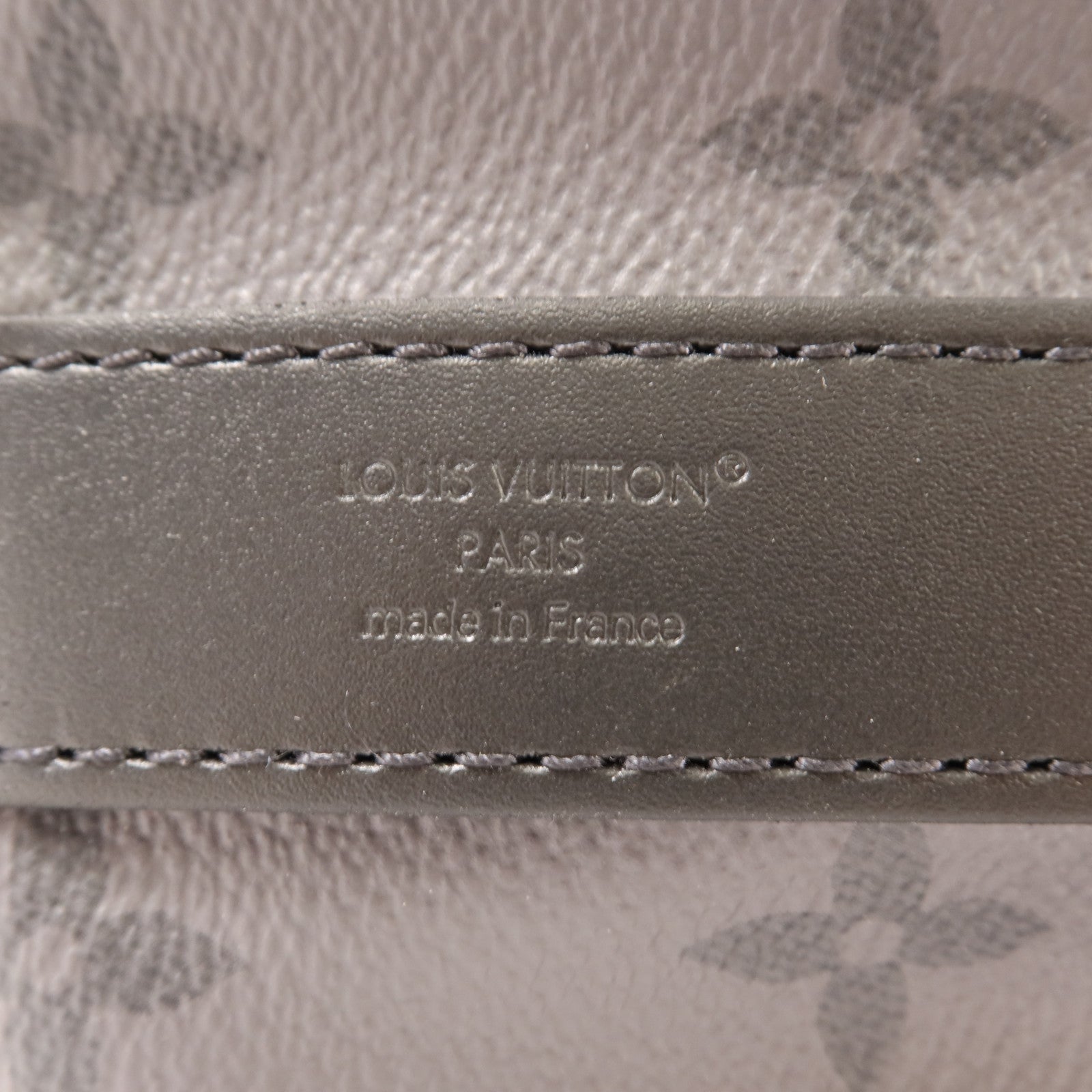 LOUIS VUITTON Monogram Eclipse Keepall Bandouliere 25銀扣手挽肩背兩用袋