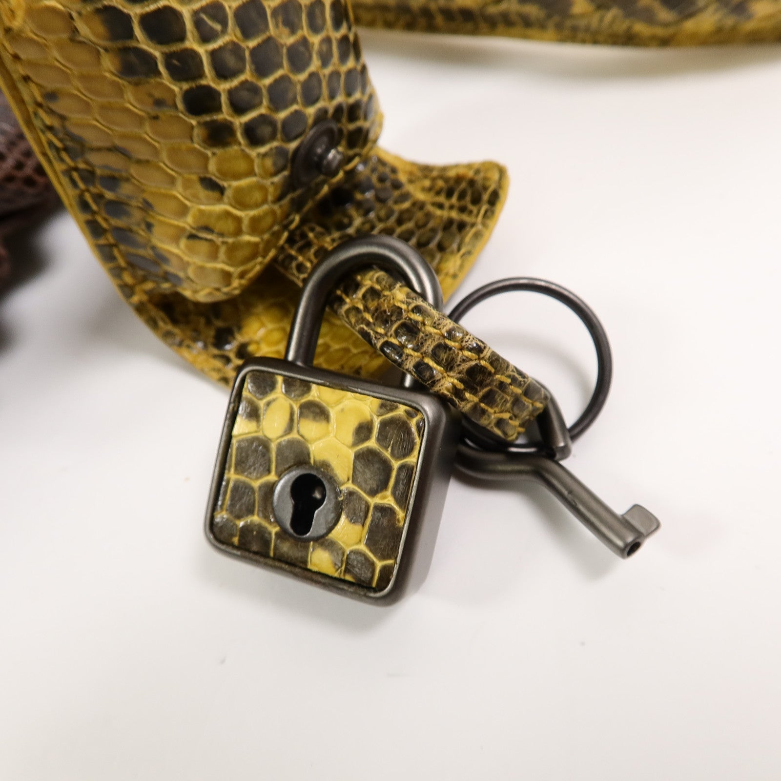 BOTTEGA VENETA 鱷魚/蜥蝪皮革Patchwork Preziso手挽袋