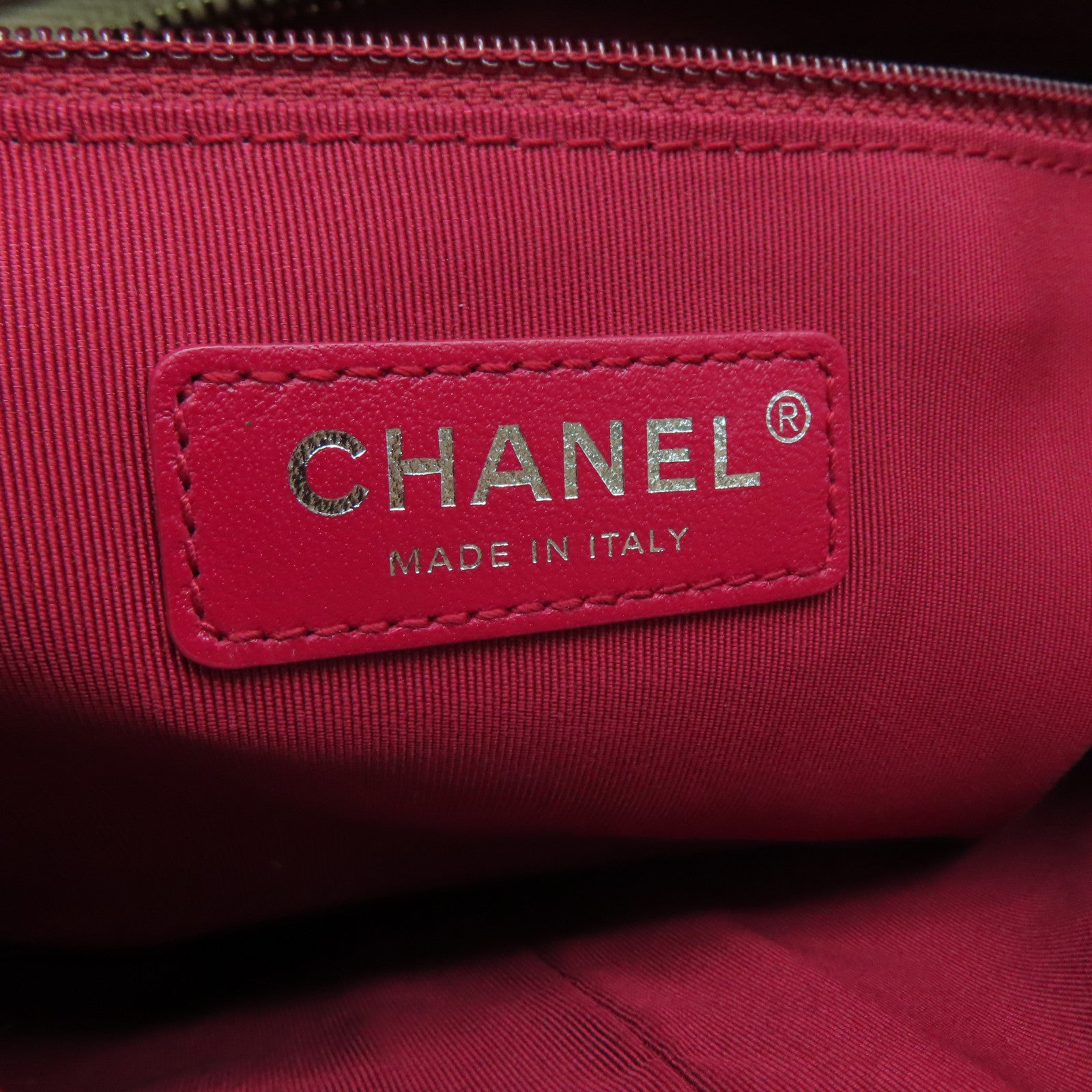 CHANEL 【激減優惠】牛皮皮革Cabrielle Shoulder Bag銀扣肩背袋米色黑色