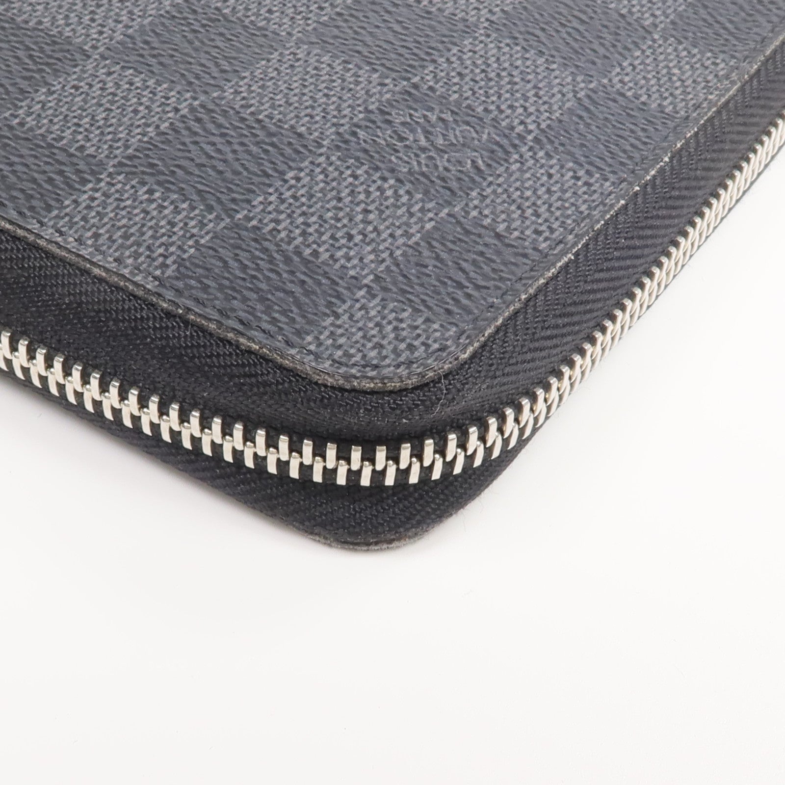 LOUIS VUITTON Damier Graphite Zippy Organizer銀扣長錢包
