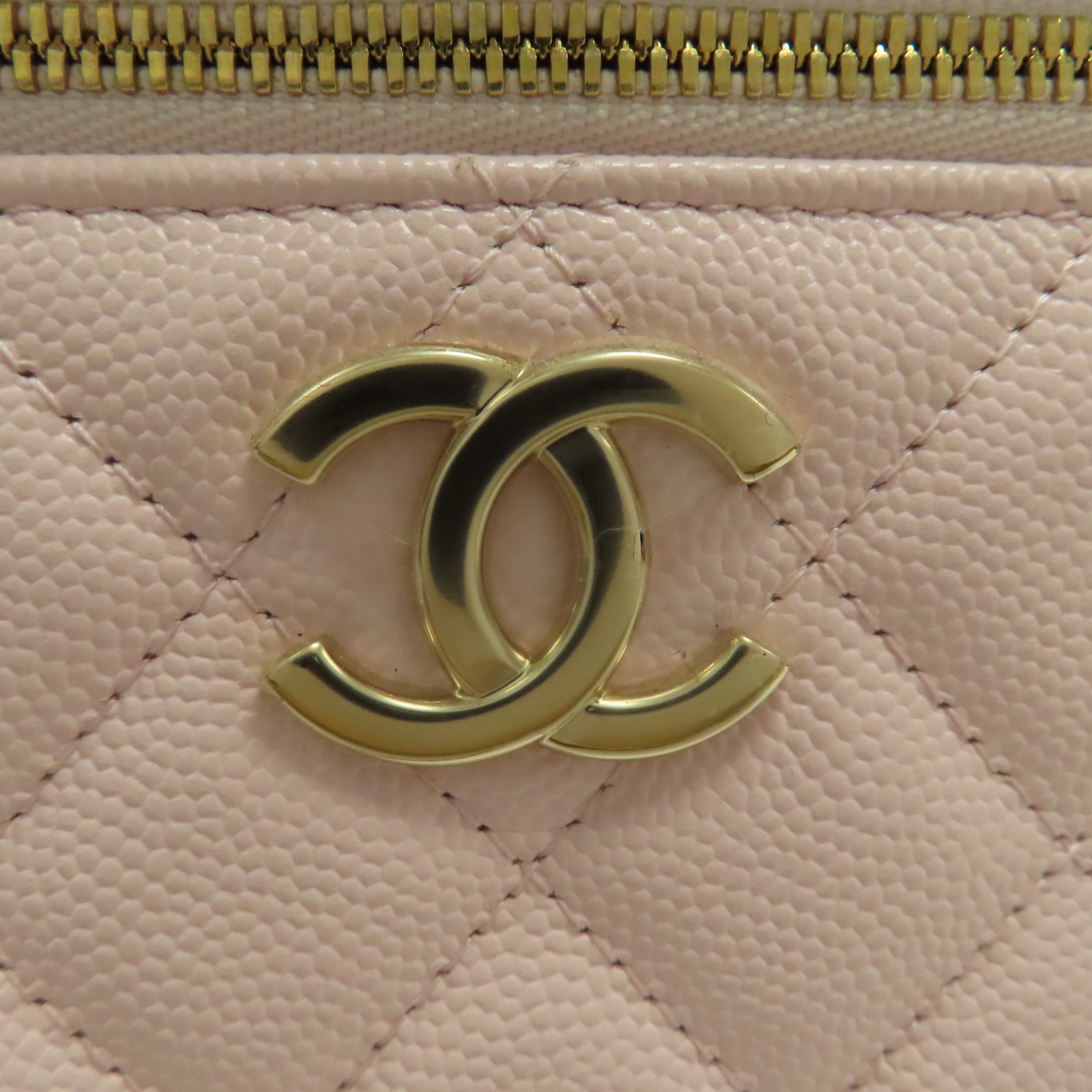 CHANEL 菱格Caviar皮革Vanity Case金扣鏈帶手挽肩背兩用袋粉紅色