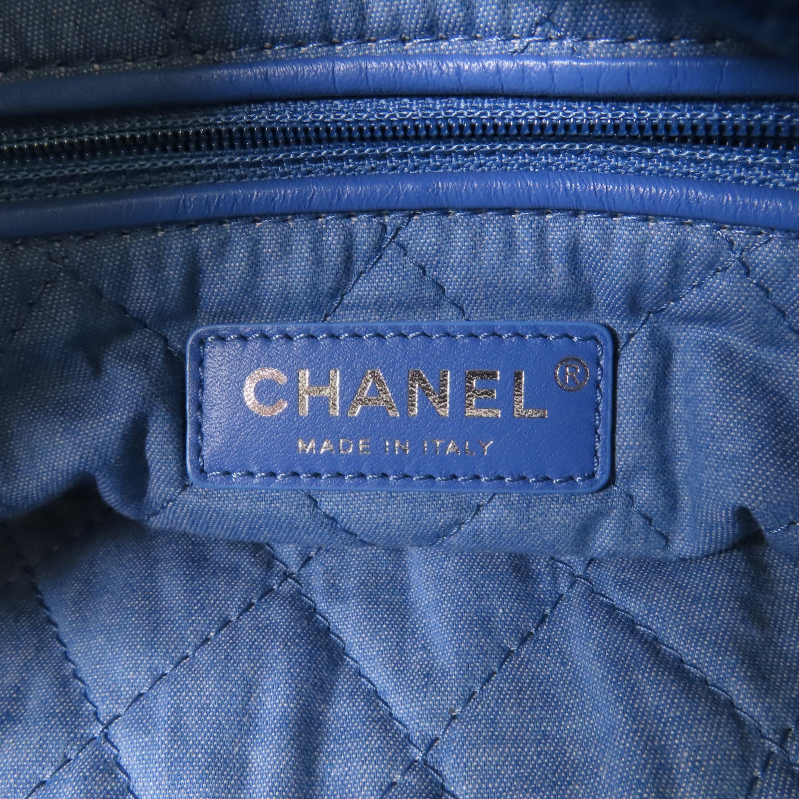 CHANEL 牛仔布/亮片Chanel 22銀扣肩背袋