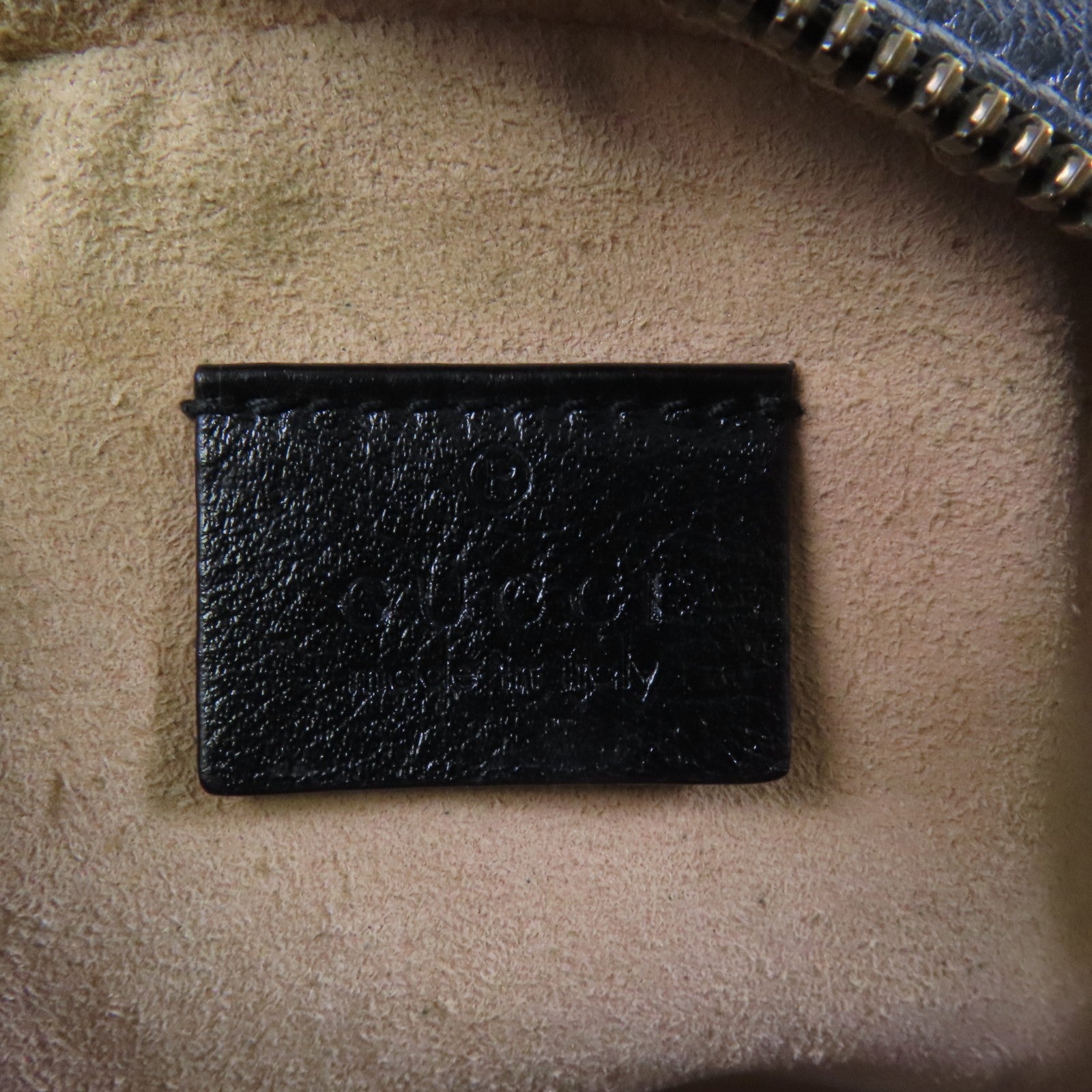 GUCCI 牛皮皮革GG Marmont金扣鏈帶肩背袋