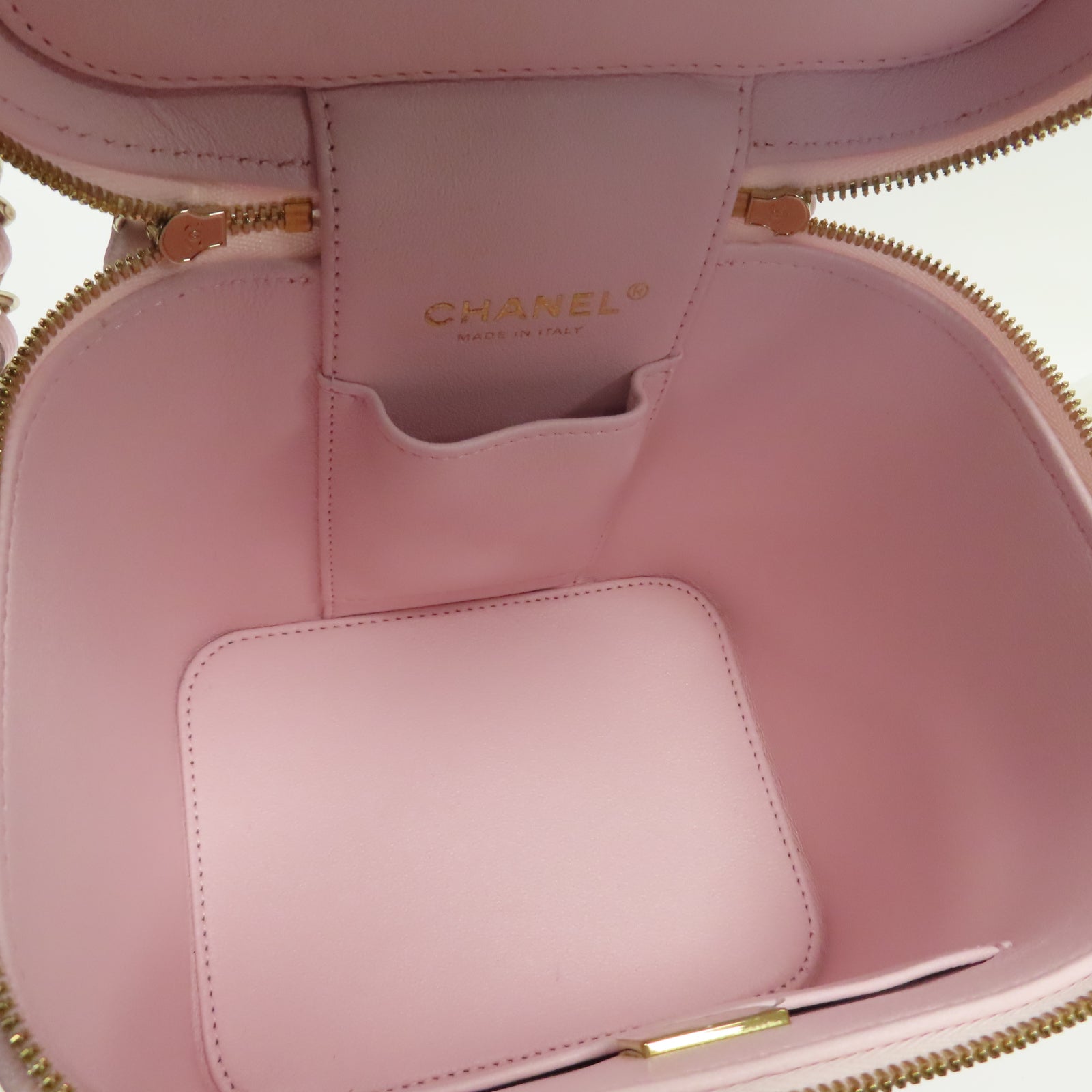 CHANEL 菱格Caviar皮革Vanity Case金扣鏈帶手挽肩背兩用袋粉紅色