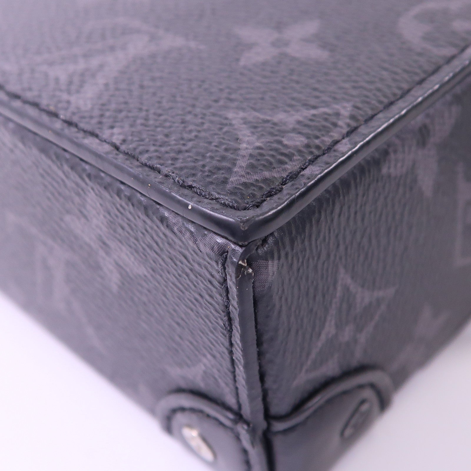 LOUIS VUITTON Monogram Eclipse Steamer Wearable Wallet肩背袋