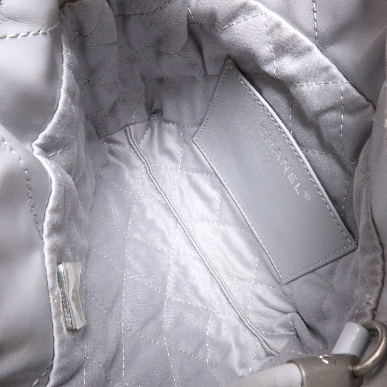 CHANEL 牛皮皮革Chanel 22 Mini鏈帶肩背袋