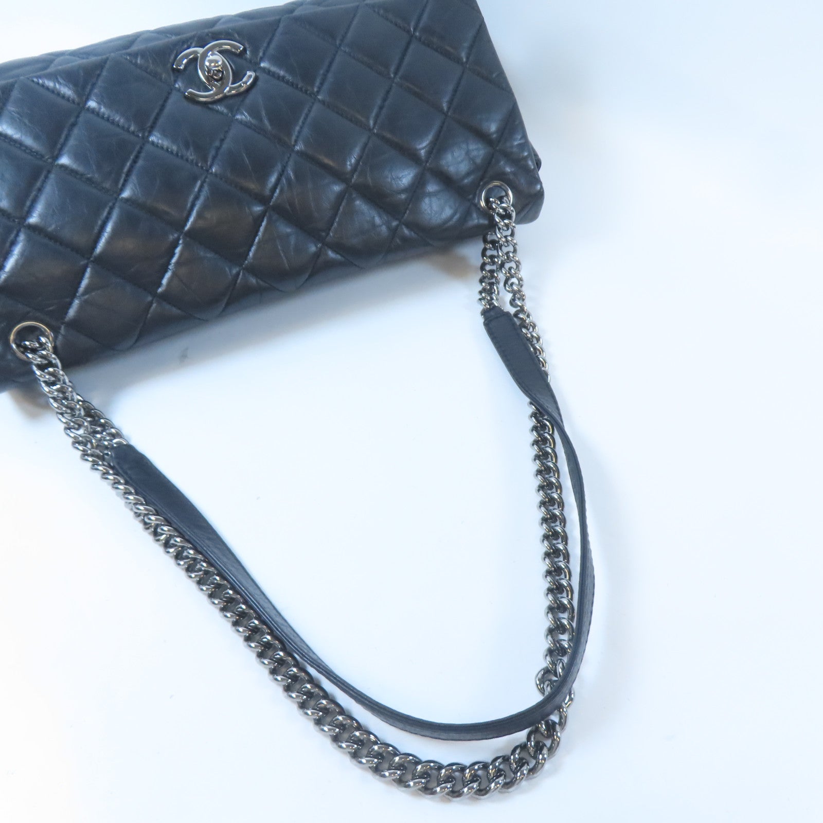 CHANEL 【激減優惠】菱格牛皮皮革Chain Shoulder銀扣鏈帶肩背袋黑色