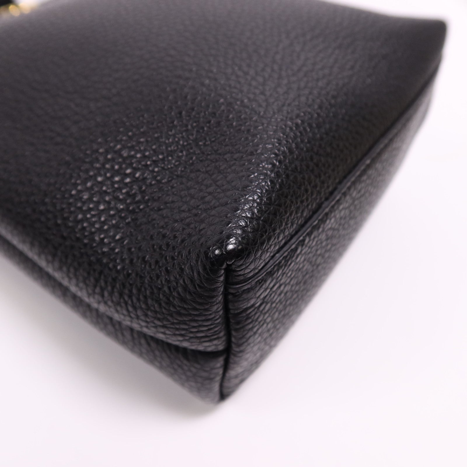 Salvatore Ferragamo 牛皮皮革2 Way Shoulder Bag金扣肩背袋