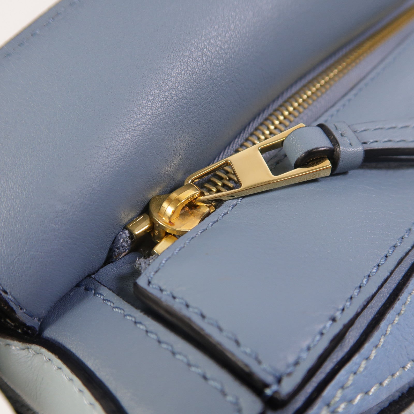 LOEWE 牛皮皮革Puzzle手挽肩背兩用袋